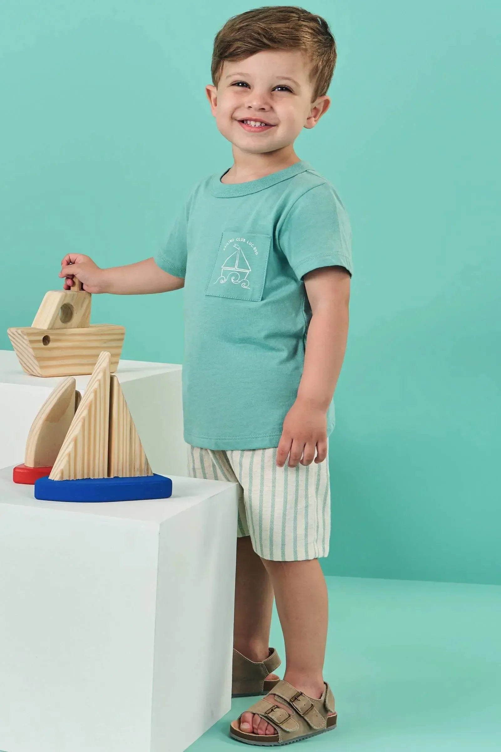 Conjunto de Camiseta em Meia Malha e Bermuda em Linho Santorine 82915 LucBoo Bebê Menino