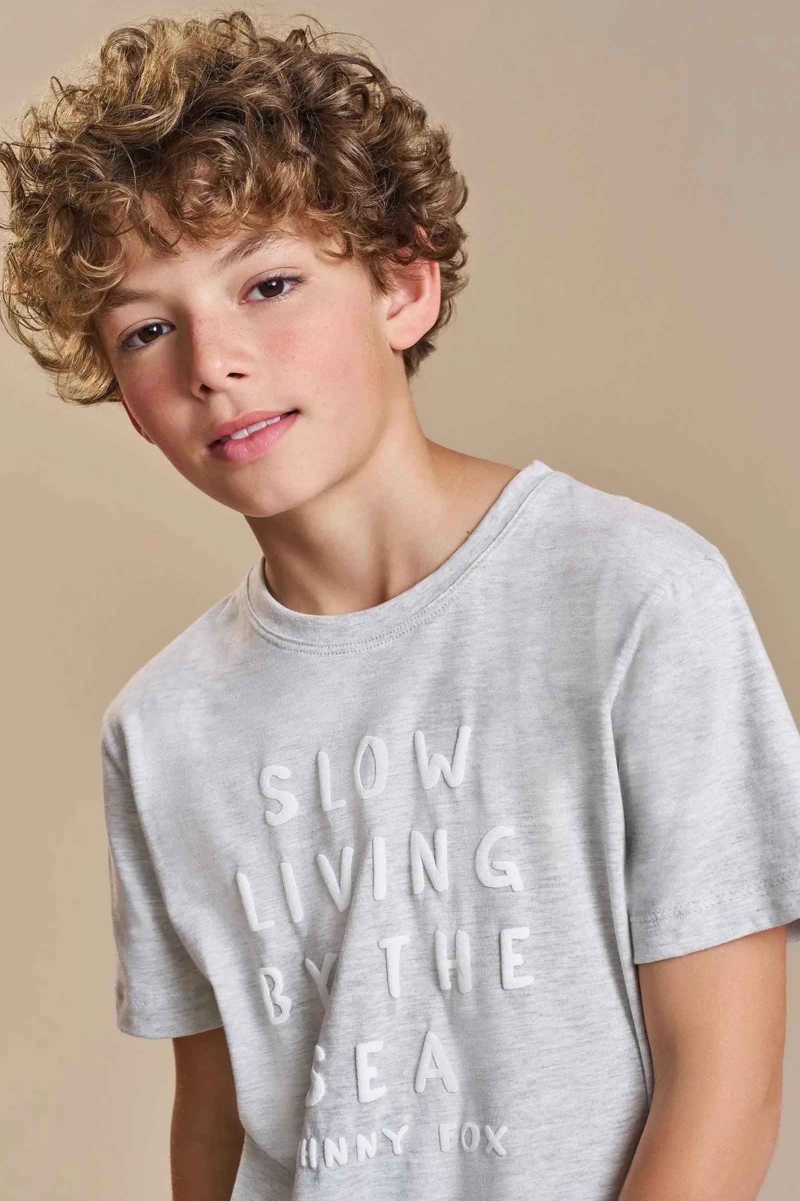 Conjunto de Camiseta em Meia Malha e Bermuda em Linho Santorine com Elastano 93333 Johnny Fox Teen Menino