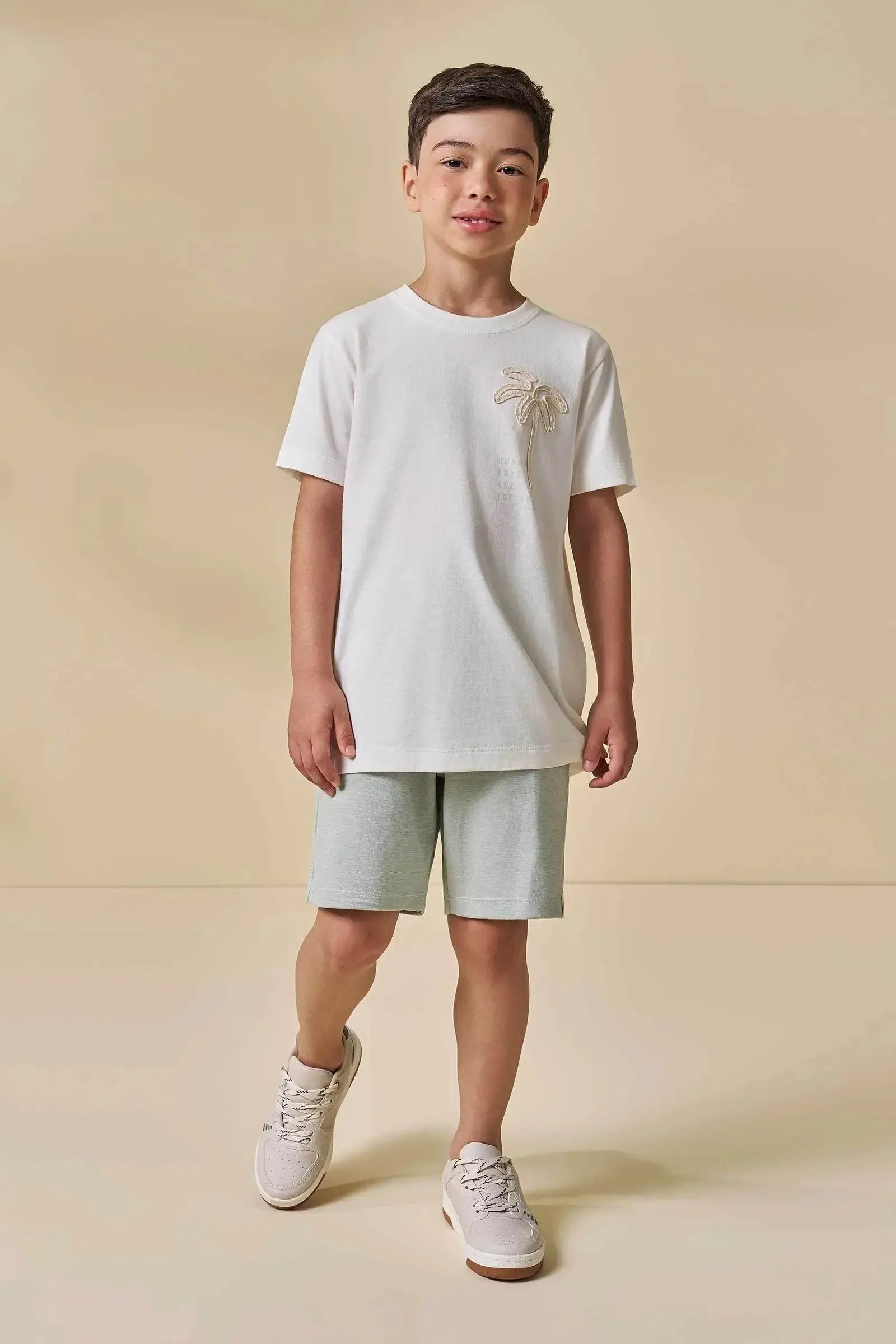 Conjunto de Camiseta em Meia Malha e Bermuda em Malha Alfaiataria 96029 LucBoo Infantil Menino