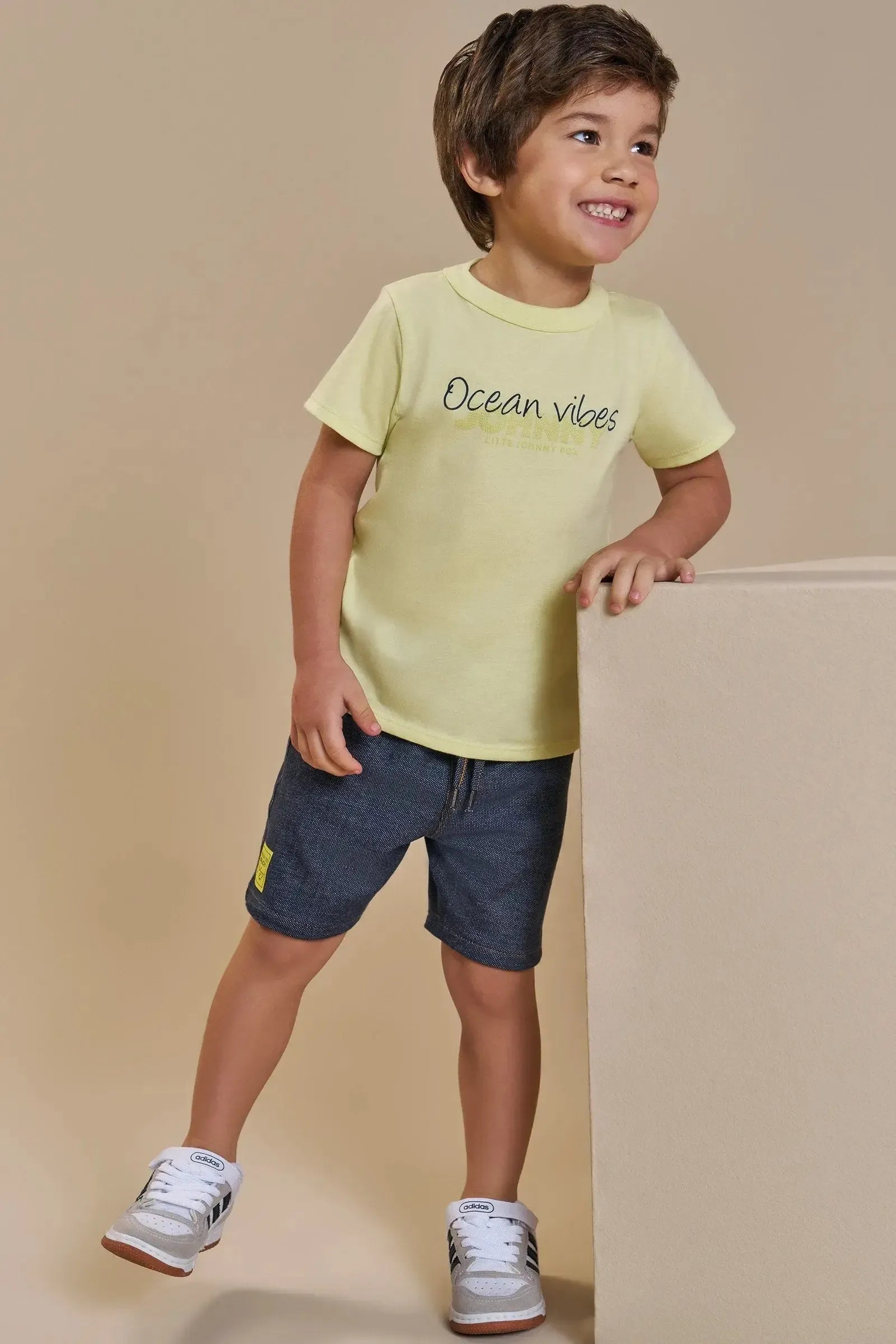 Conjunto de Camiseta em Meia Malha e Bermuda em Malha Denim com Elastano 93038 Johnny Fox Bebê Menino