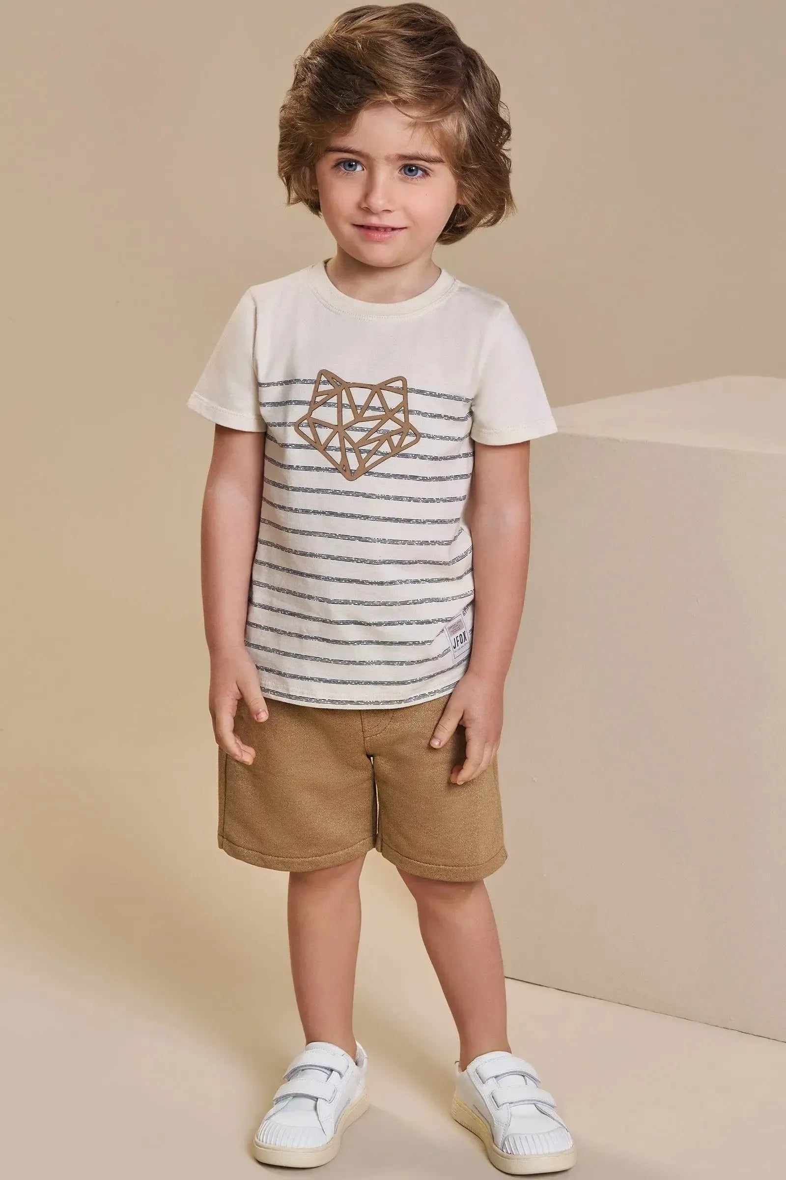 Conjunto de Camiseta em Meia Malha e Bermuda em Moletom Diferenciado sem Pelúcia 93900 Johnny Fox Bebê Menino