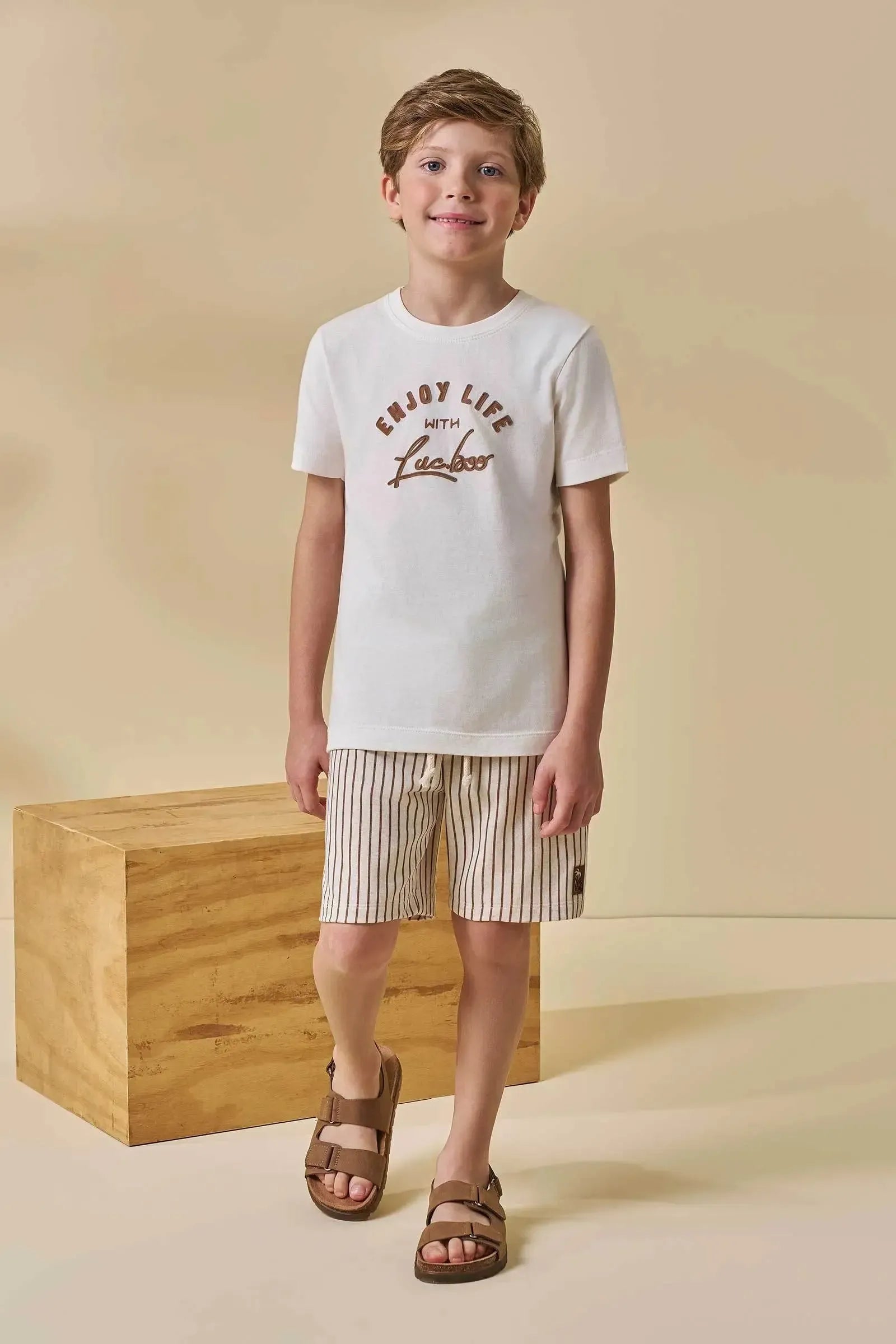 Conjunto de Camiseta em Meia Malha e Bermuda em Moletom Linho sem Pelúcia 96396 LucBoo Infantil Menino