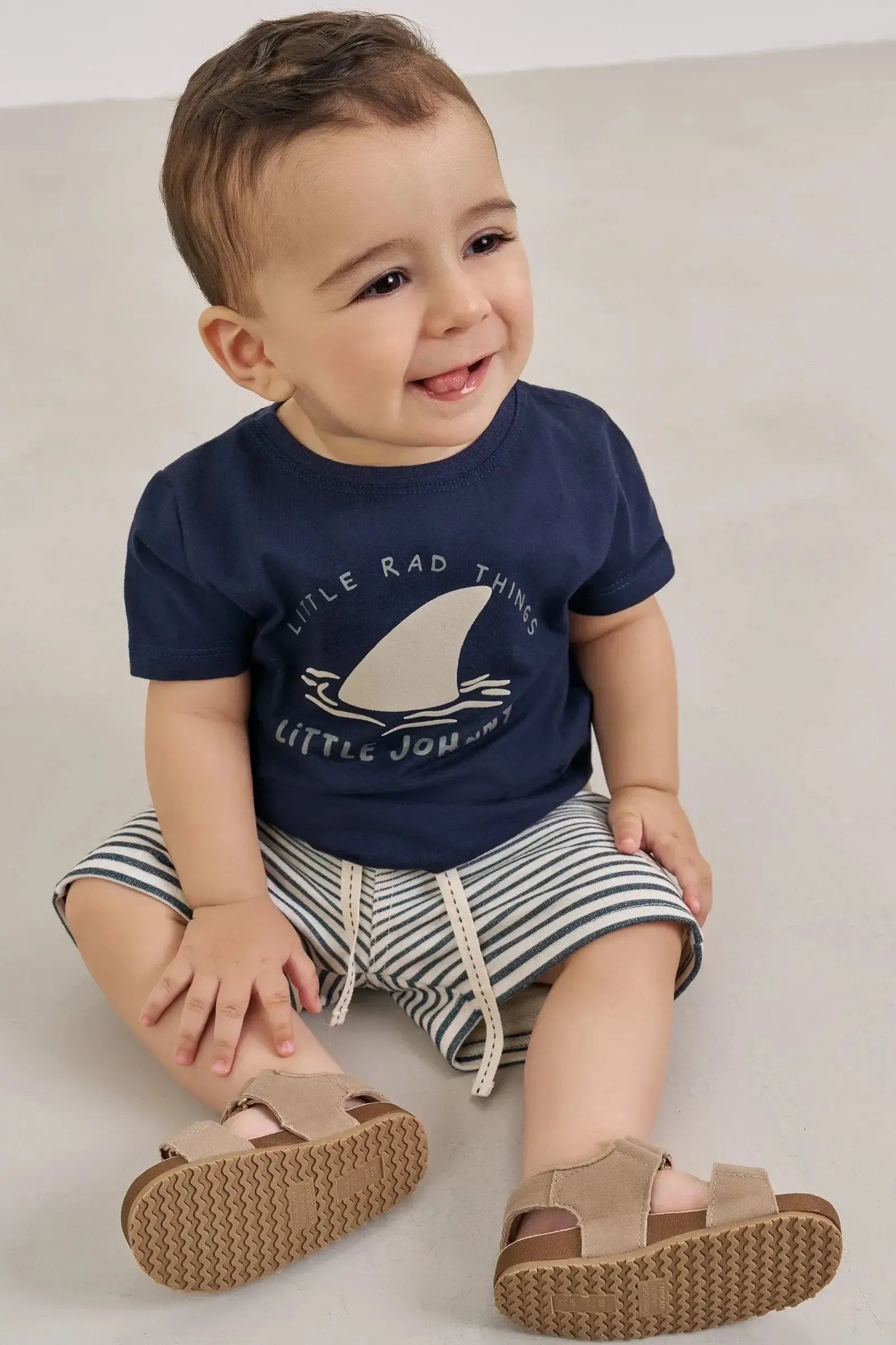 Conjunto de Camiseta em Meia Malha e Bermuda em Moletom sem Pelúcia 86332 Johnny Fox Bebê Menino