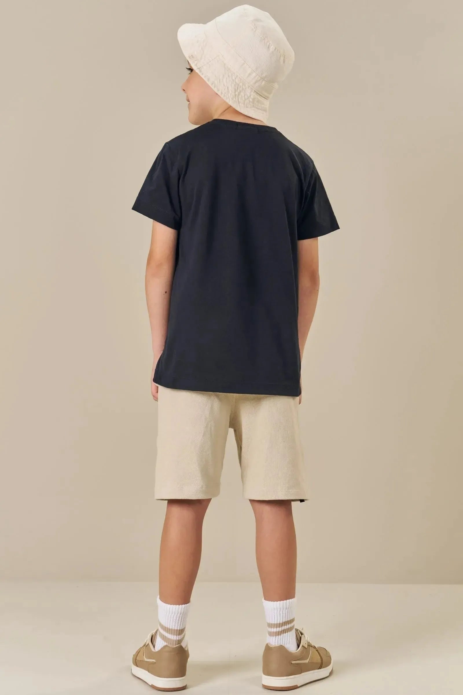 Conjunto de Camiseta em Meia Malha e Bermuda em Moletwill com Elastano 85113 LucBoo Infantil Menino