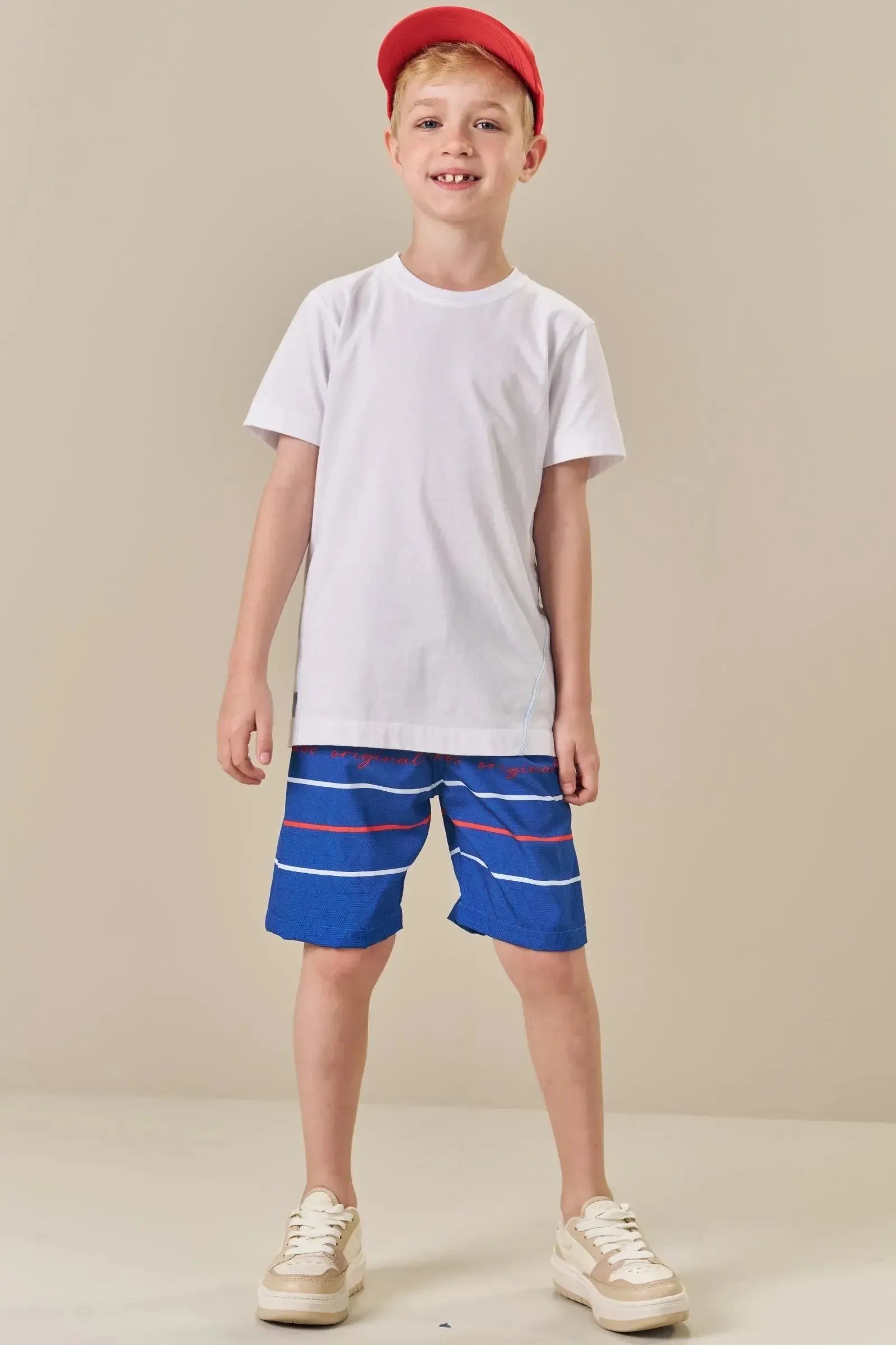 Conjunto de Camiseta em Meia Malha e Bermuda em Nylon Ergonomic com Elastano 84776 LucBoo Infantil Menino