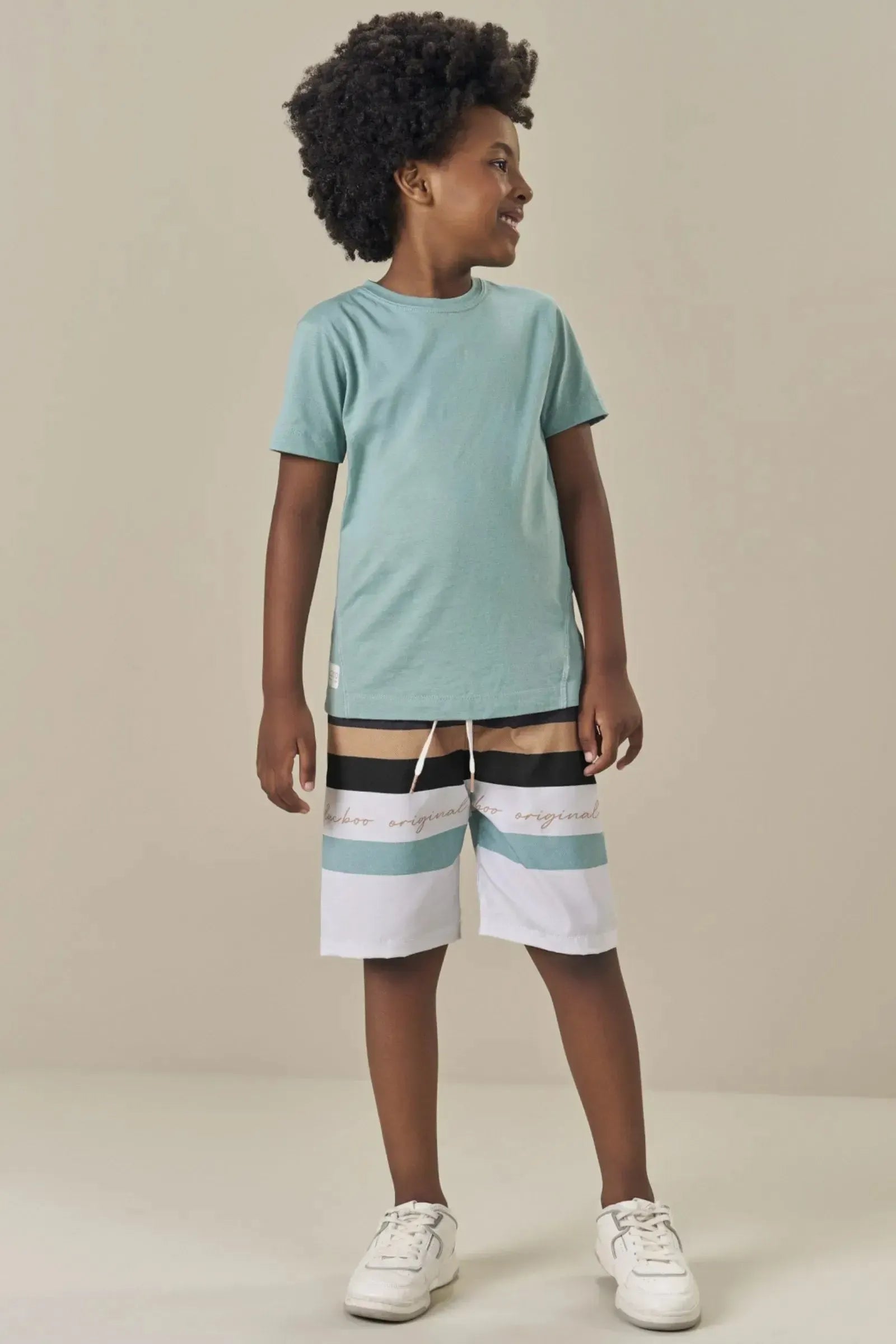 Conjunto de Camiseta em Meia Malha e Bermuda em Nylon Ergonomic com Elastano 84776 LucBoo Infantil Menino