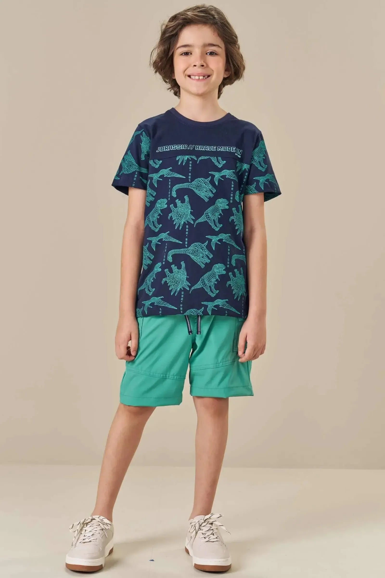 Conjunto de Camiseta em Meia Malha e Bermuda em Nylon Tecnospan com Elastano 83877 LucBoo Infantil Menino