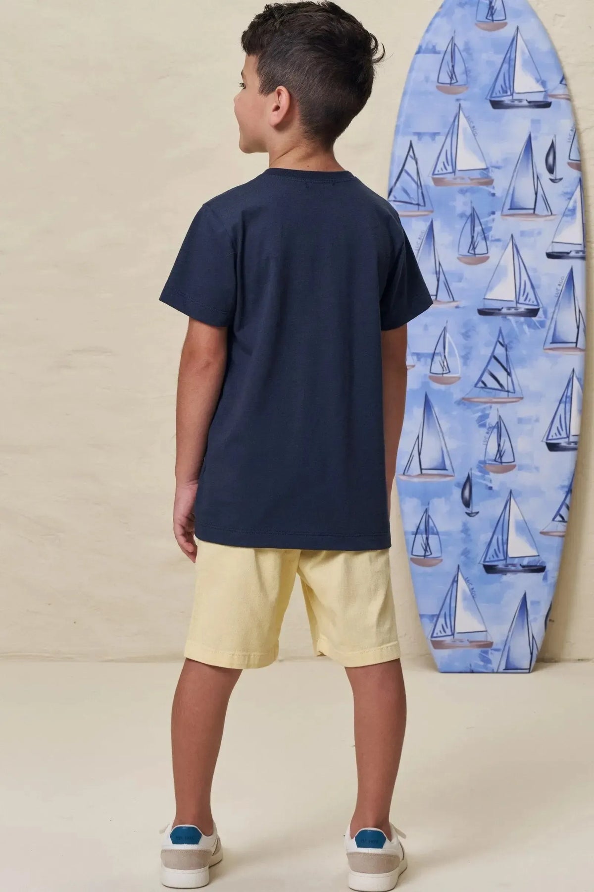 Conjunto de Camiseta em Meia Malha e Bermuda em Sarja Ônix com Elastano 99307 LucBoo Infantil Menino