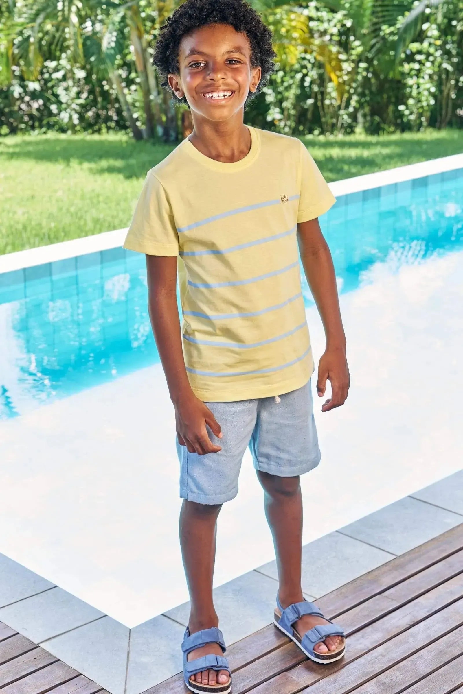 Conjunto de Camiseta em Meia Malha e Bermuda em Tecido Riveira 87580 LucBoo Infantil Menino