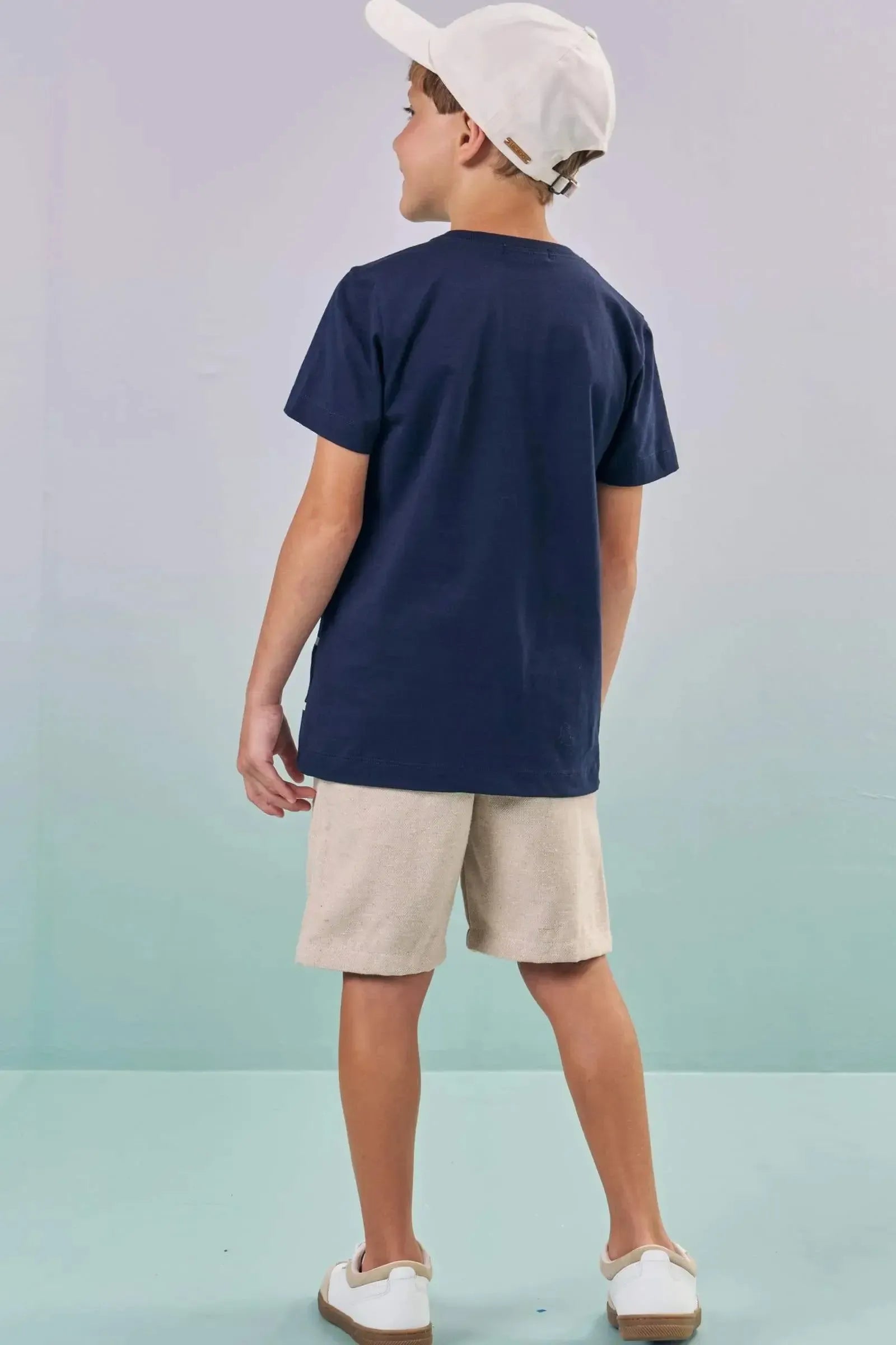 Conjunto de Camiseta em Meia Malha e Bermuda em Tecido Riveira 87580 LucBoo Infantil Menino