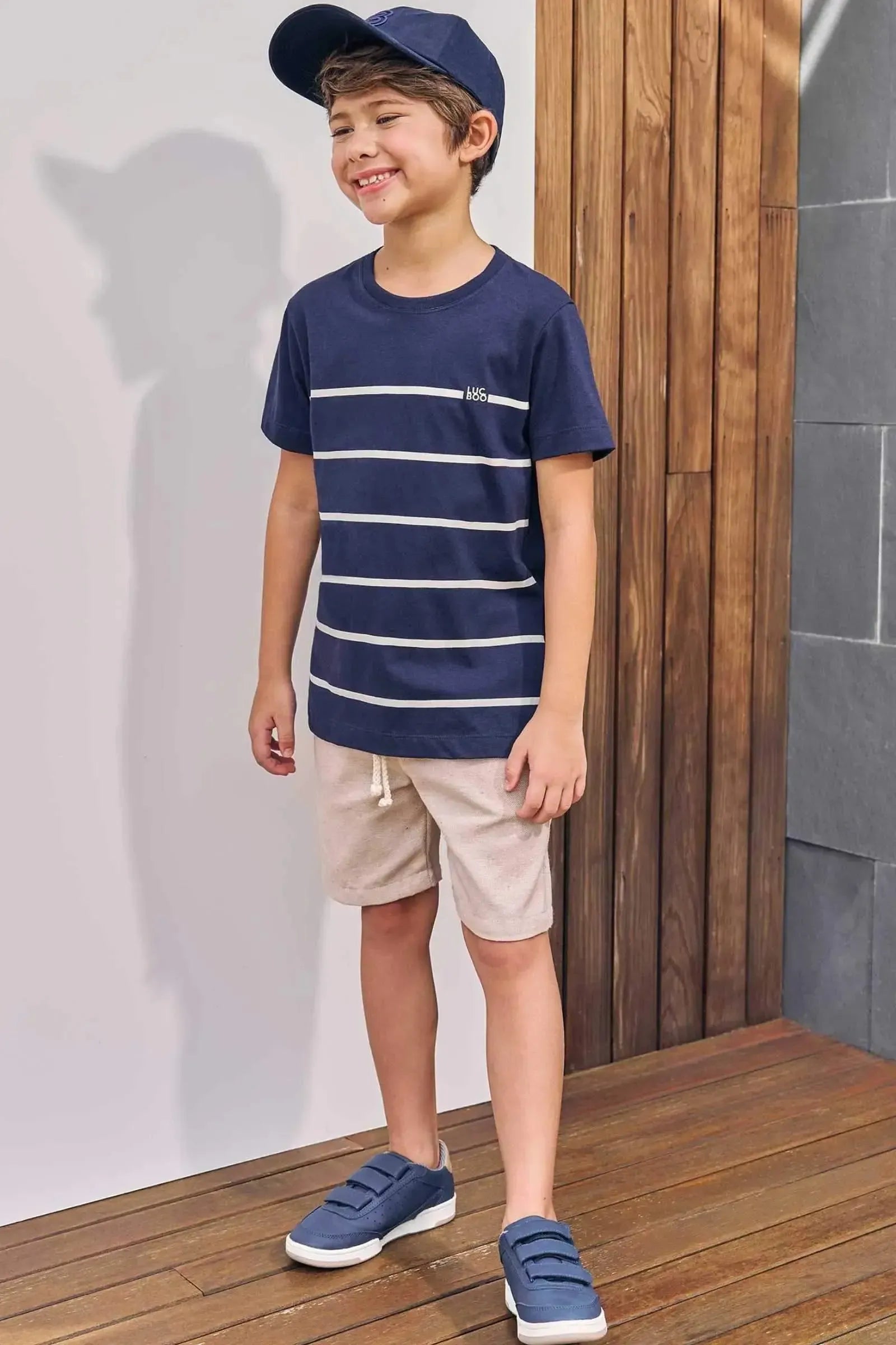 Conjunto de Camiseta em Meia Malha e Bermuda em Tecido Riveira 87580 LucBoo Infantil Menino