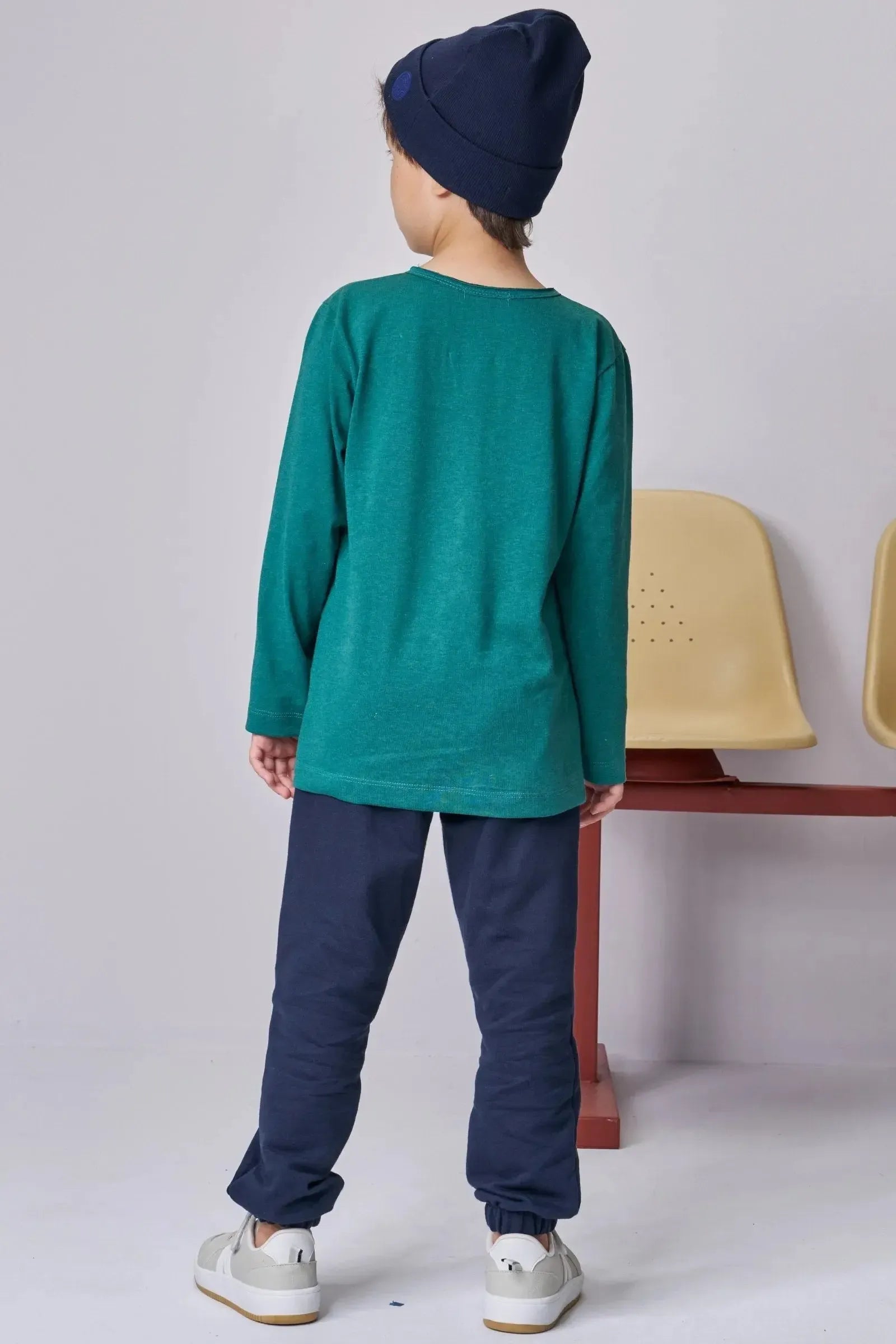 Conjunto de Camiseta em Meia Malha e Calça Jogger em Moletom sem Pelúcia 92041 LucBoo Infantil Menino