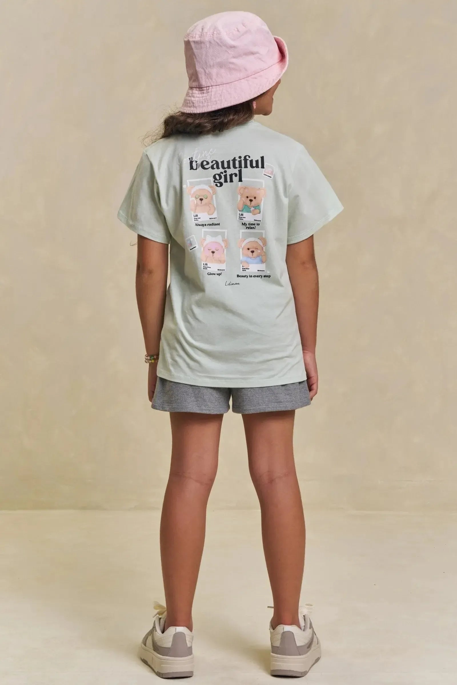 Conjunto de Camiseta Over em Meia Malha e Shorts em Moletom sem Pelúcia 95803 Lilimoon Teen Menina