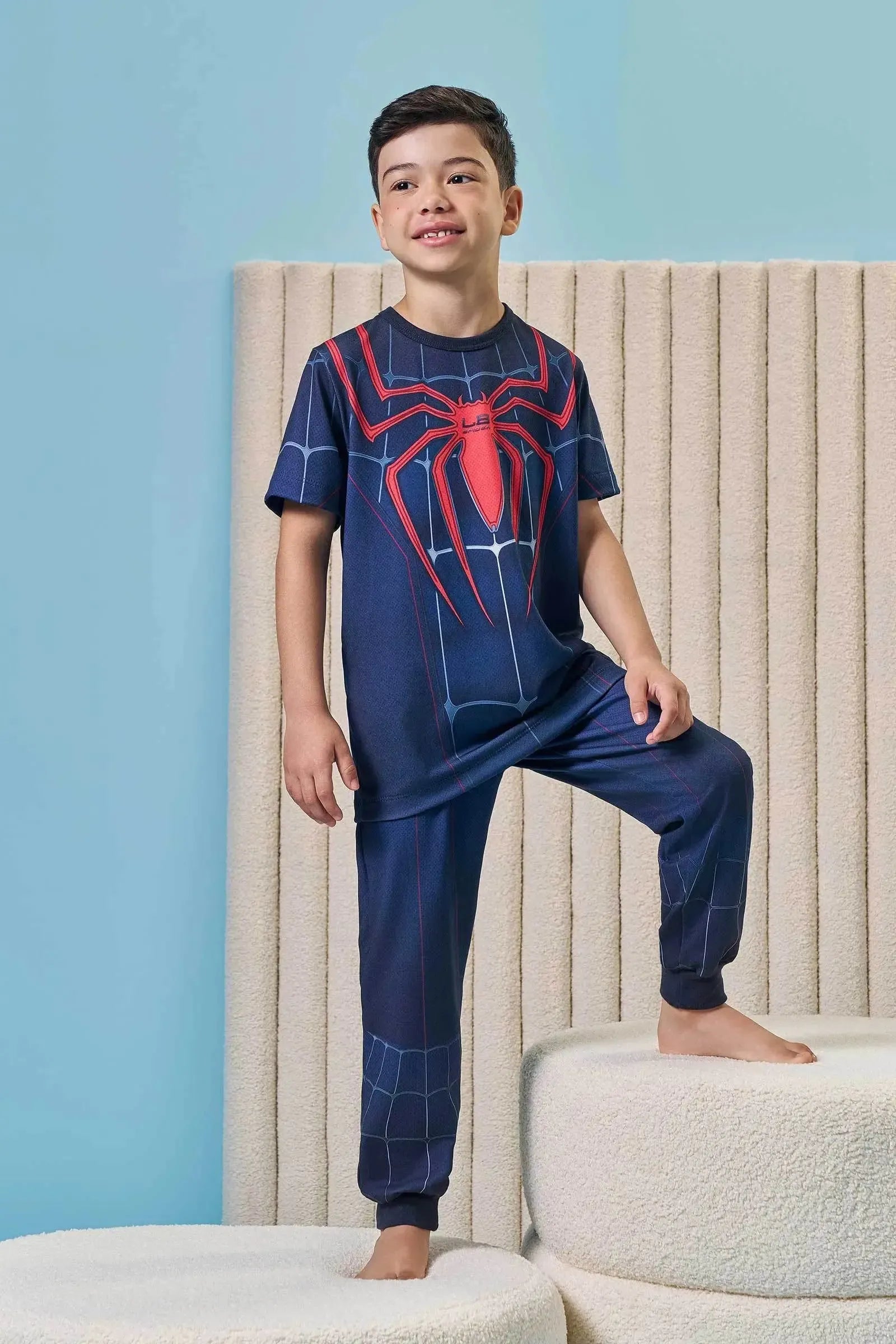 Conjunto de Pijama com Camiseta e Calça em Malha Power 97068 LucBoo Infantil Menino