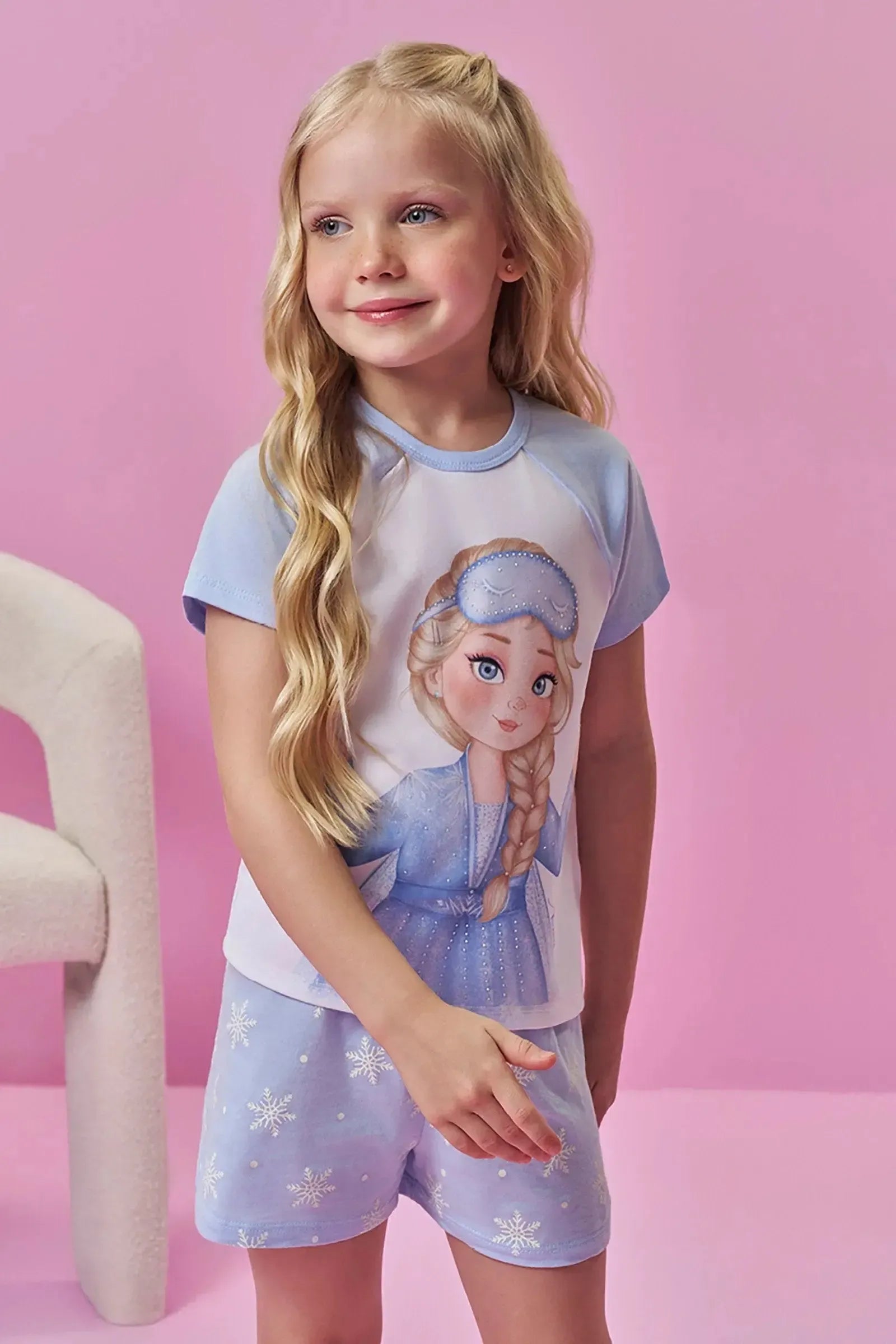 Conjunto de Pijama de Blusa e Shorts em Meia Malha 94280 Kukiê Infantil Menina