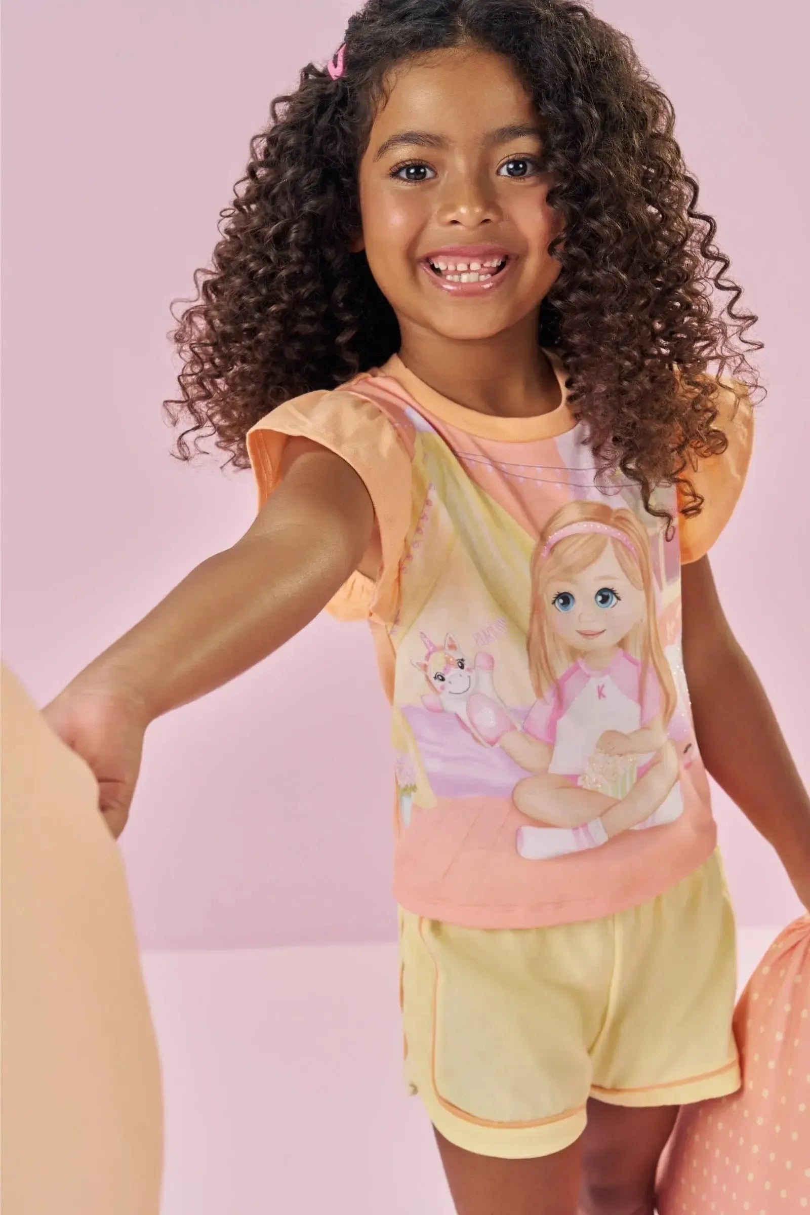 Conjunto de Pijama de Blusa em Flamê e Shorts em Meia Malha 88747 Kukiê Infantil Menina