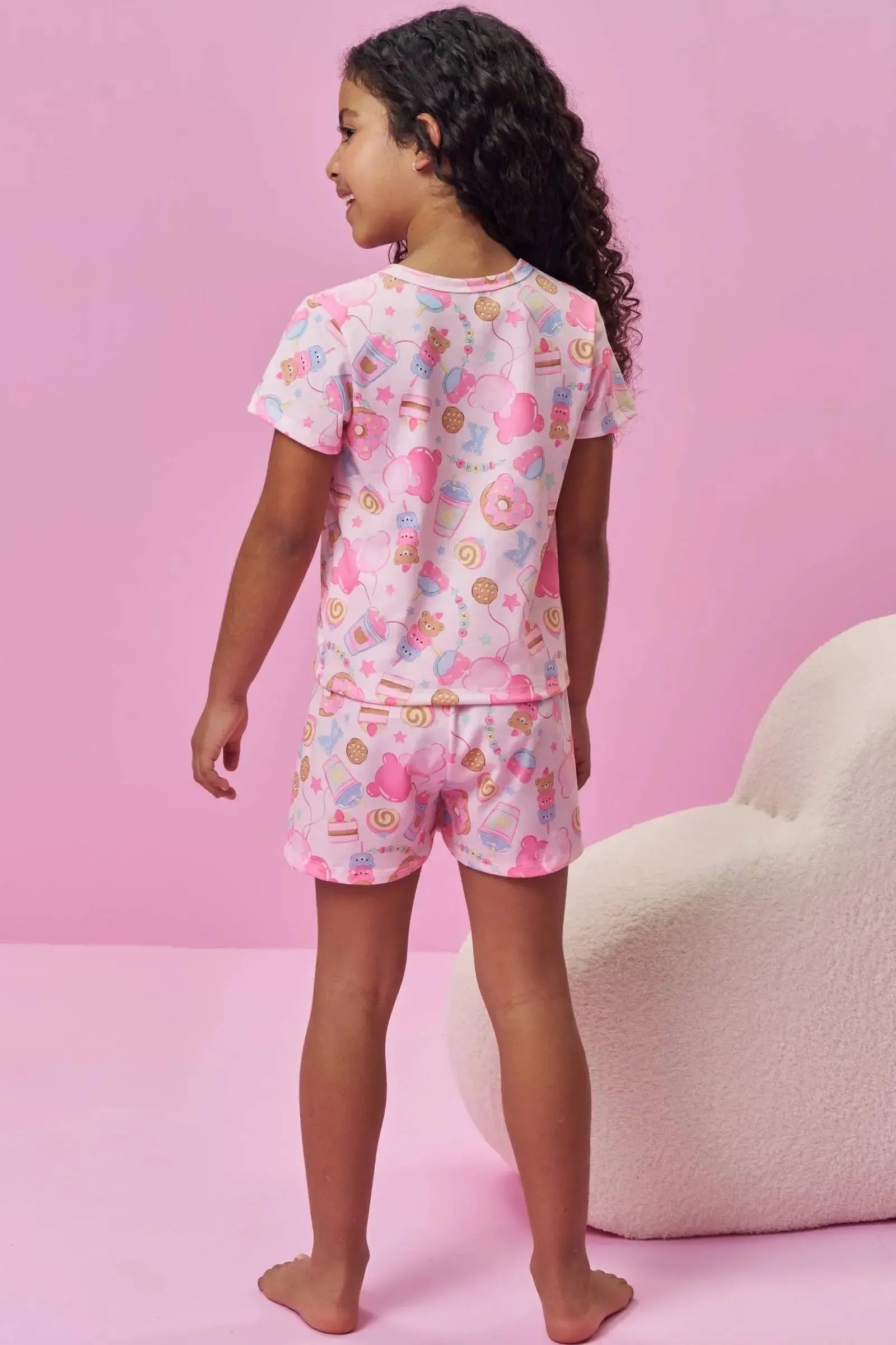 Conjunto de Pijama de Blusa em Malha Fresh e Shorts em Malha Fresh 94270 Kukiê Infantil Menina
