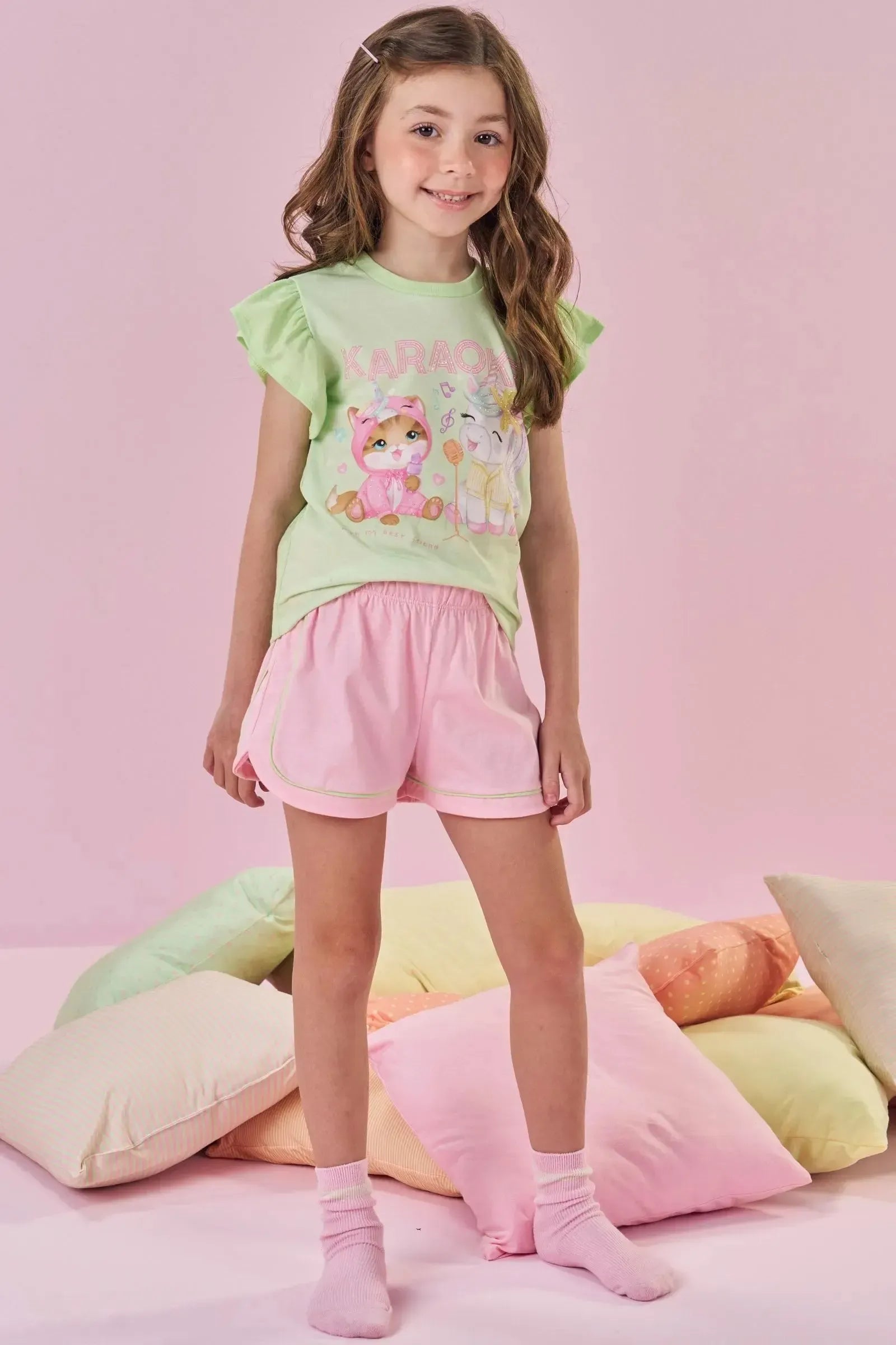 Conjunto de Pijama de Blusa em Meia Malha Flamê e Shorts em Meia Malha 86966 Kukiê Infantil Menina
