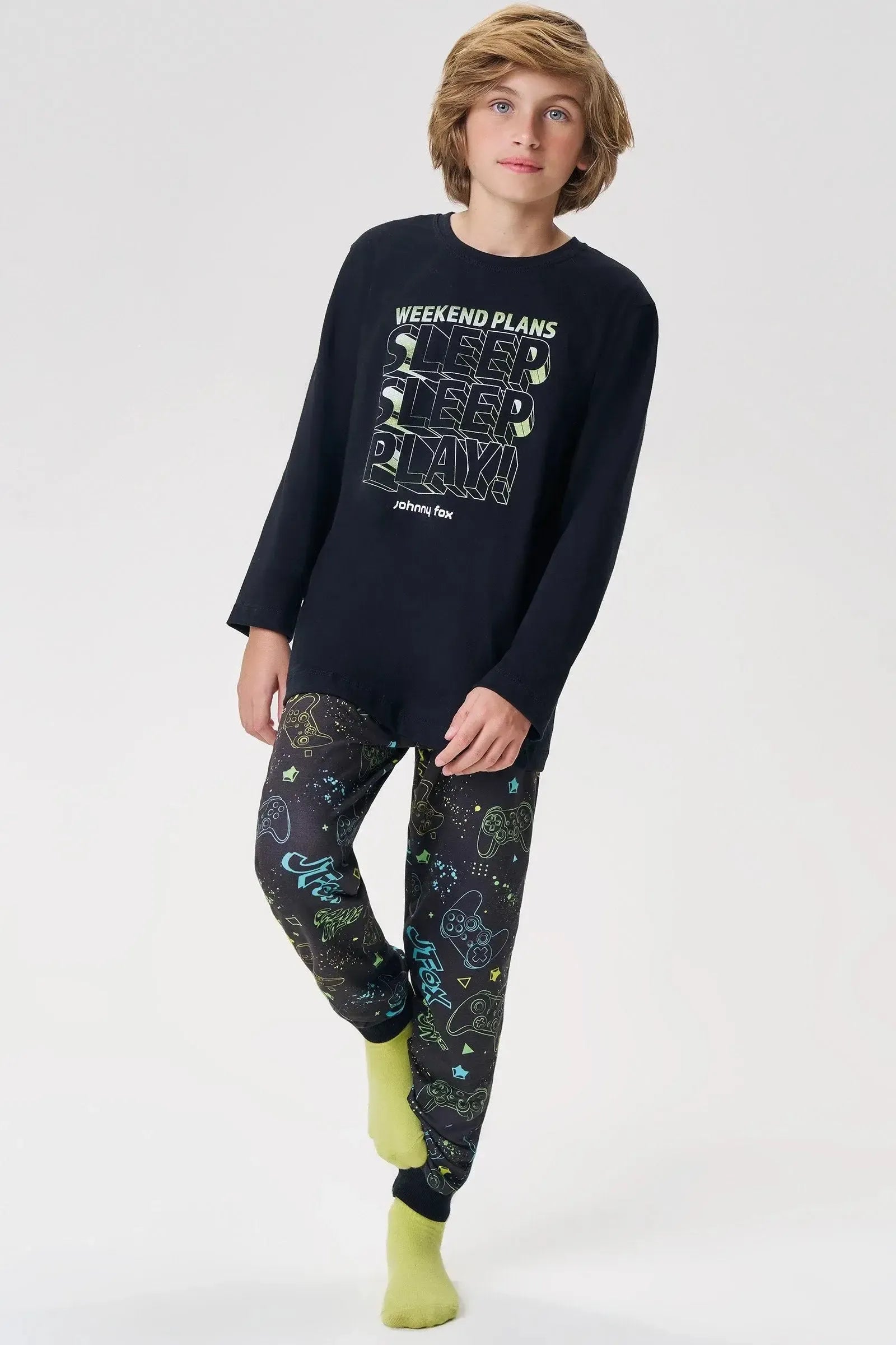 Conjunto de Pijama de Camiseta em Meia Malha e Calça Jogger em Malha Comfy 93398 Johnny Fox Teen Menino