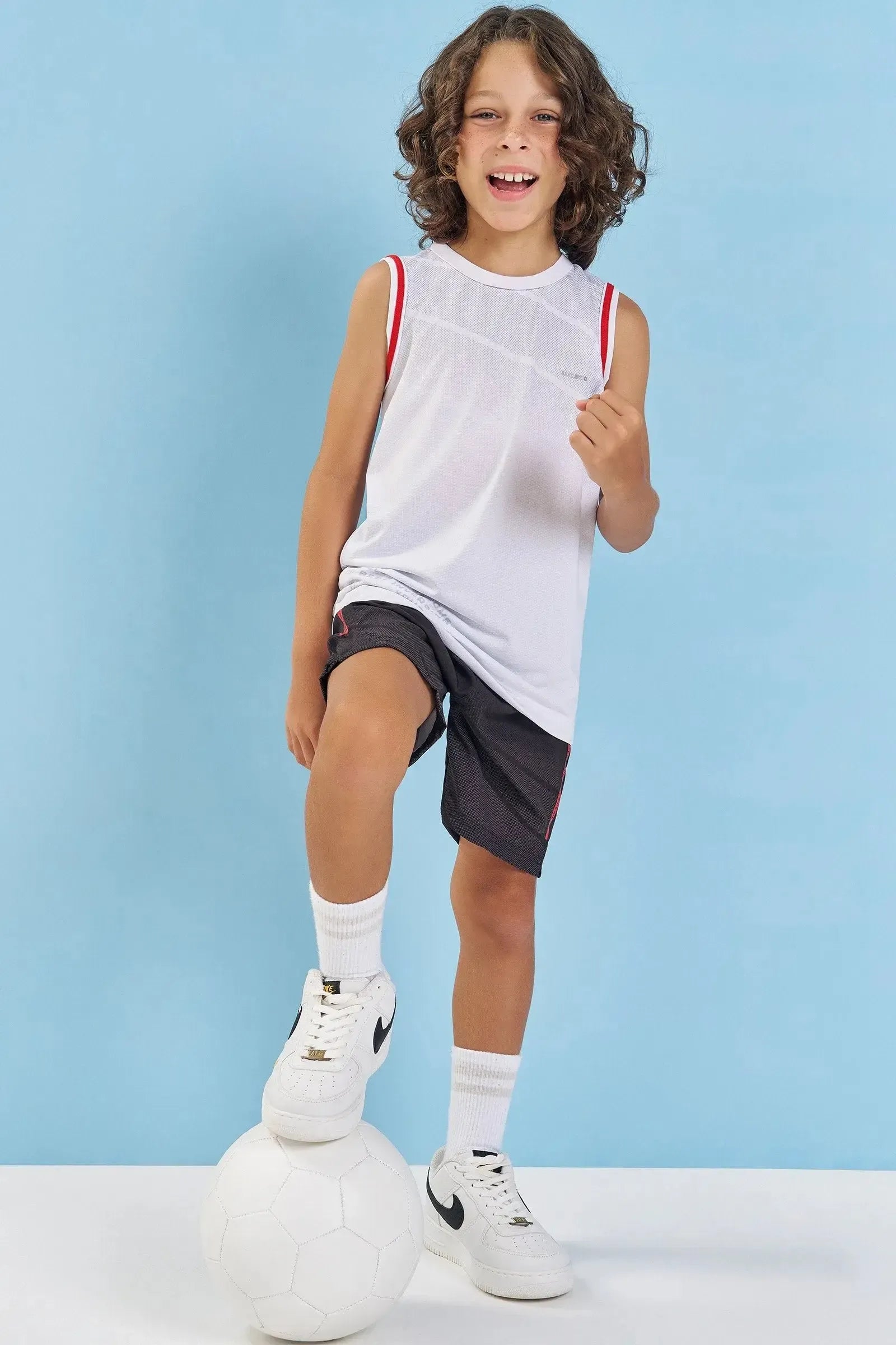 Conjunto de Regata em Malha Dry Space Green e Bermuda em Nylon Ergonomic com Elastano 88010 LucBoo Infantil Menino