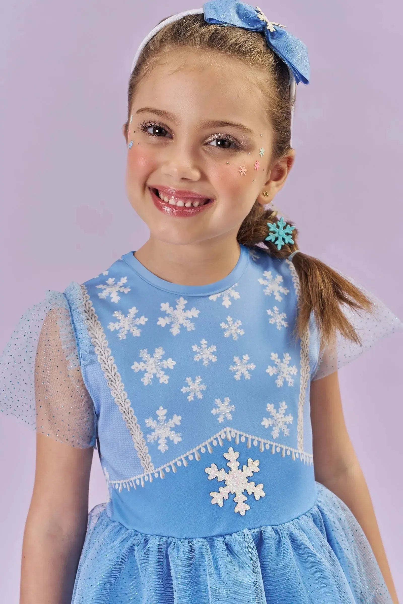 Fantasia de Princesa Do Gelo (Vestido em Malha UV e Tule Brilho - Acompanha Arco) 85886 Kukiê Infantil Menina