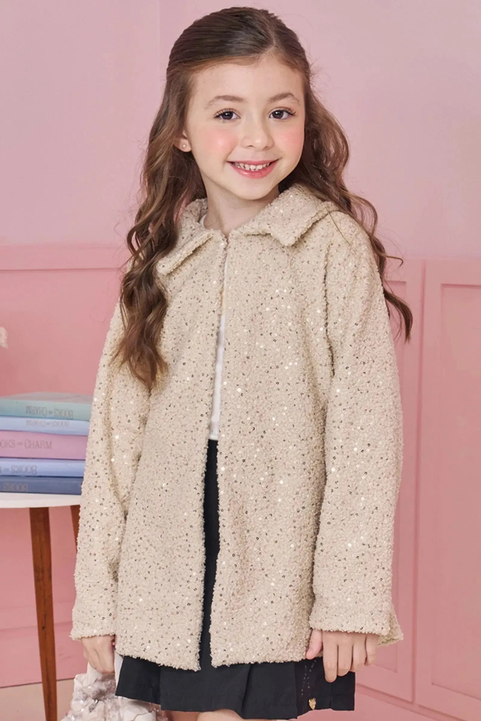 Sobretudo em Pêlo Bordado Paetê 92430 Kukiê Infantil Menina