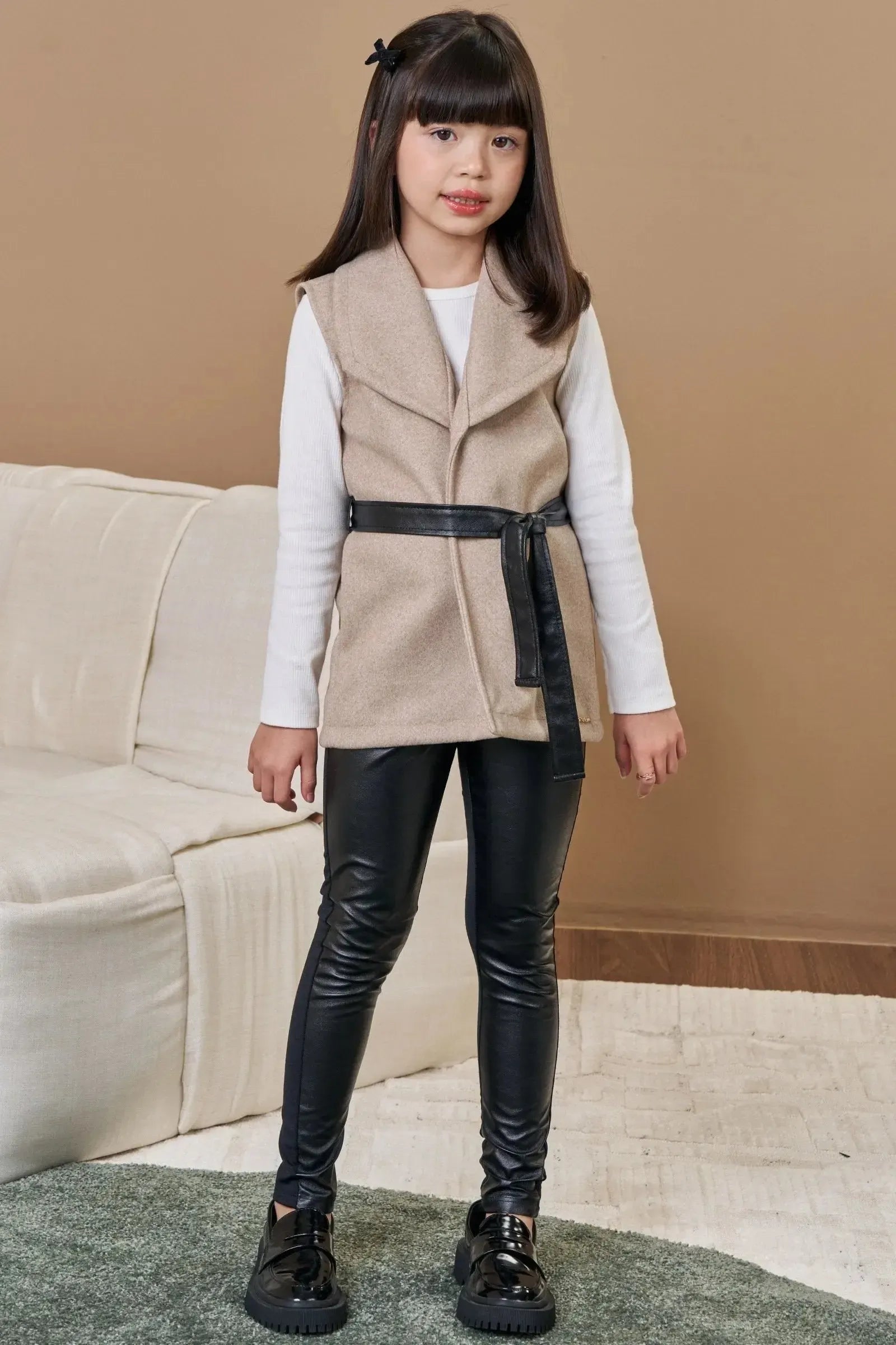 Trio de Blusa em Canelado Liz Calça Legging em Couro Sintético e Termoskin e Colete em Lã 90746 Infanti Infantil Menina