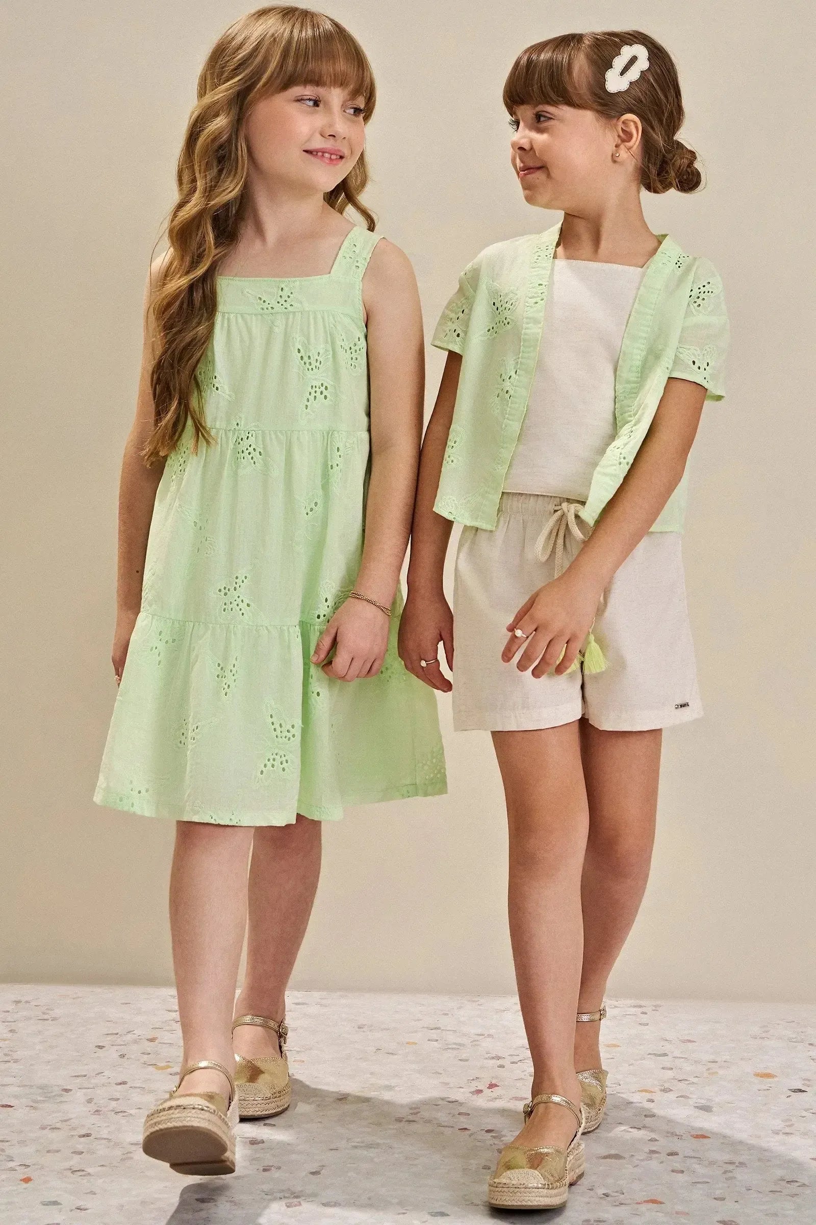Trio de Camisa em Laise Borboleta Cropped e Shorts em Linho Deluxe 84610 Infanti Infantil Menina