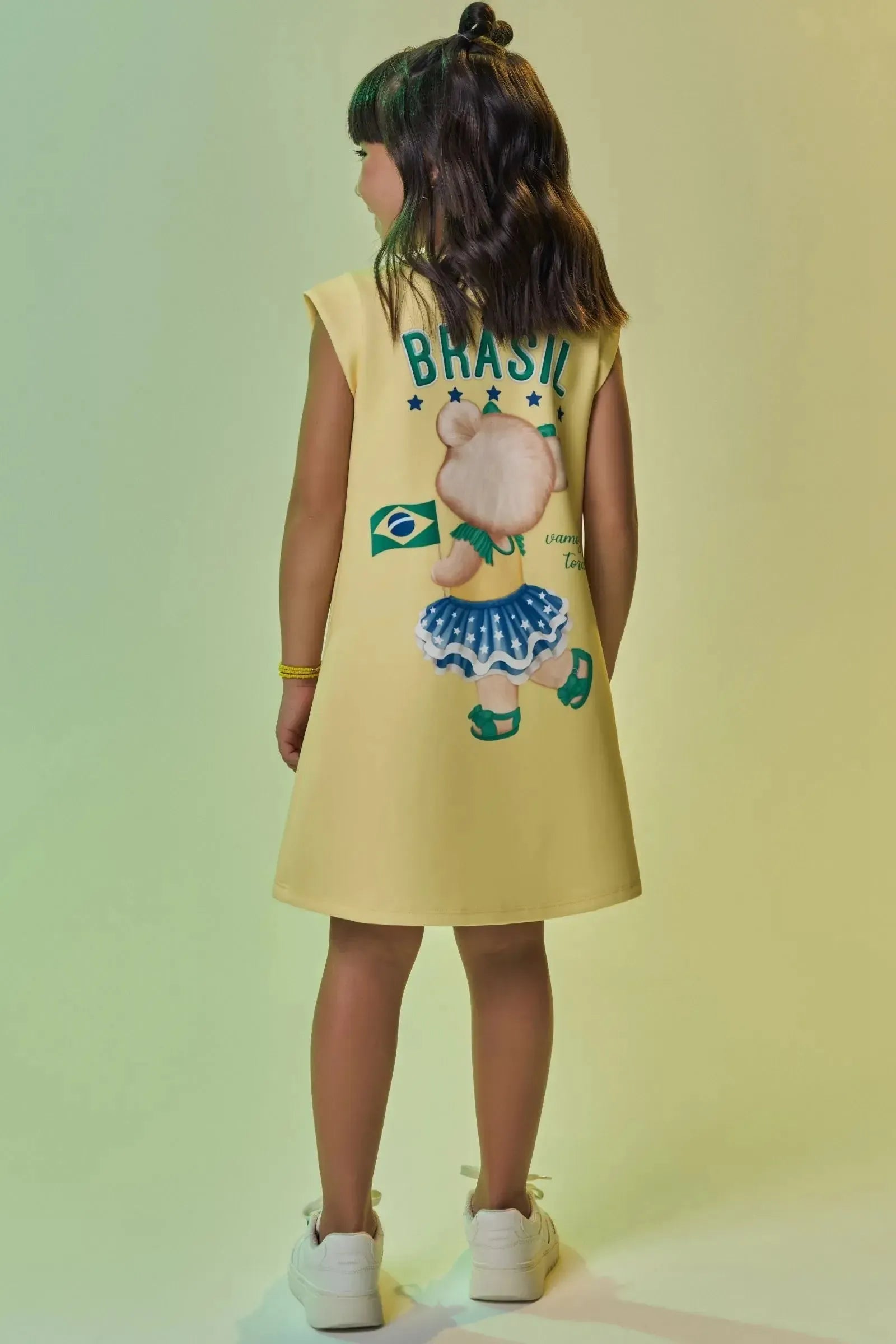 Vestido em Fly Tech Conforto Para Os Dias de Jogo. Ursinha Torcedora com Saia de Tule e Muito Brilho Para Viver O Clima Da Copa com a Infanti. 99746 Infanti Infantil Menina