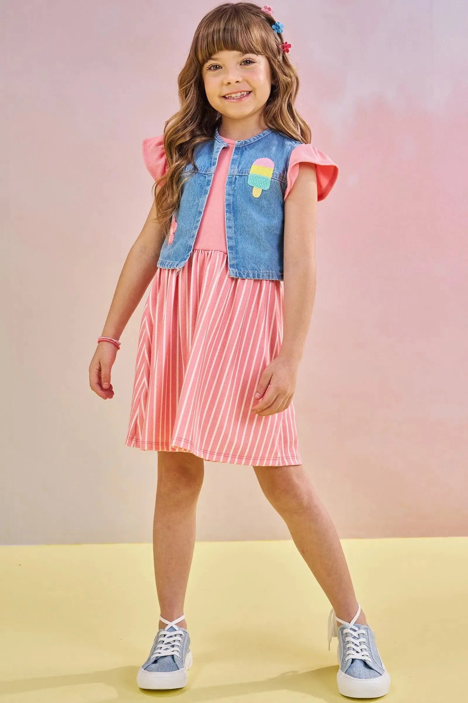Vestido em Ribana Fancy e Malha Power e Colete em Jeans Arkansas 83528 Infanti Infantil Menina