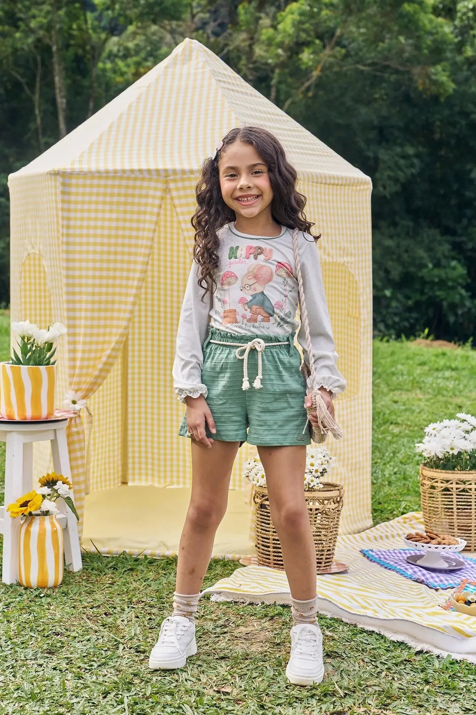 Conjunto de Blusa em Malha Power e Shorts em Malha Textura 89607 Kukiê Infantil Menina