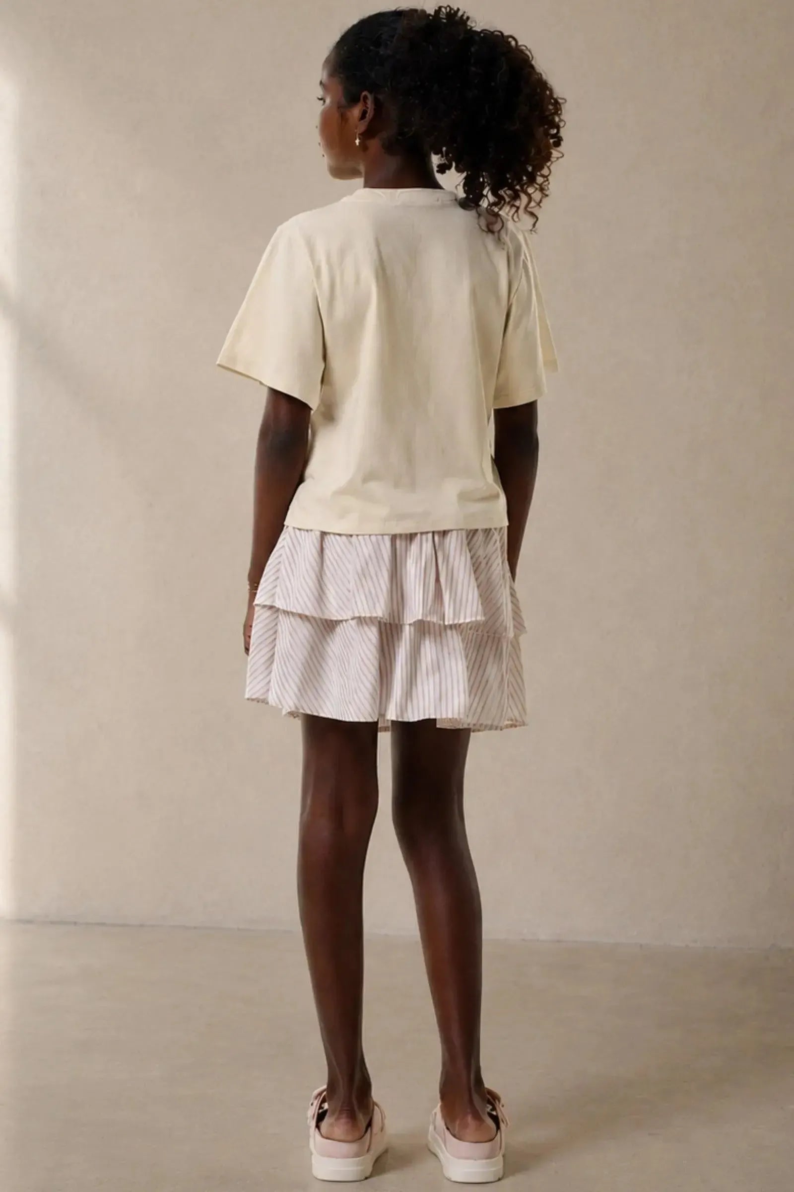 Conjunto de Blusa Over em Meia Malha e Saia em Alfaiataria Verano com Shorts Embutido 92627 Lilimoon Teen Menina