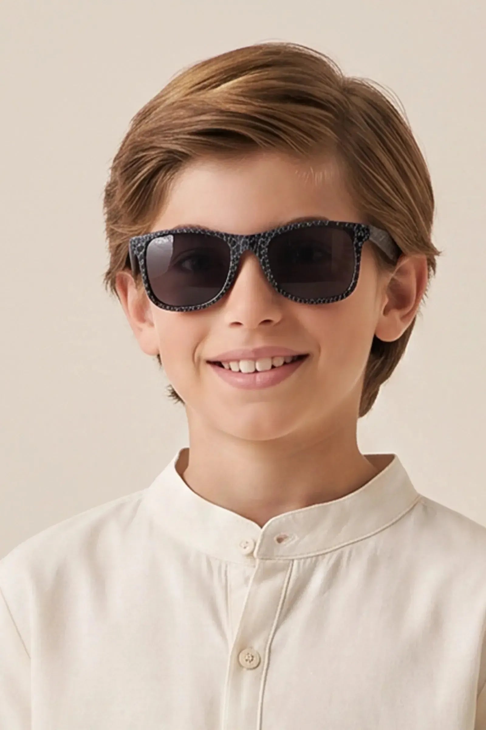 Óculos Dobrável com Proteção Uv 400. Acompanha Case e Estojo Porta Óculos 97200 Johnny Fox Teen Menino
