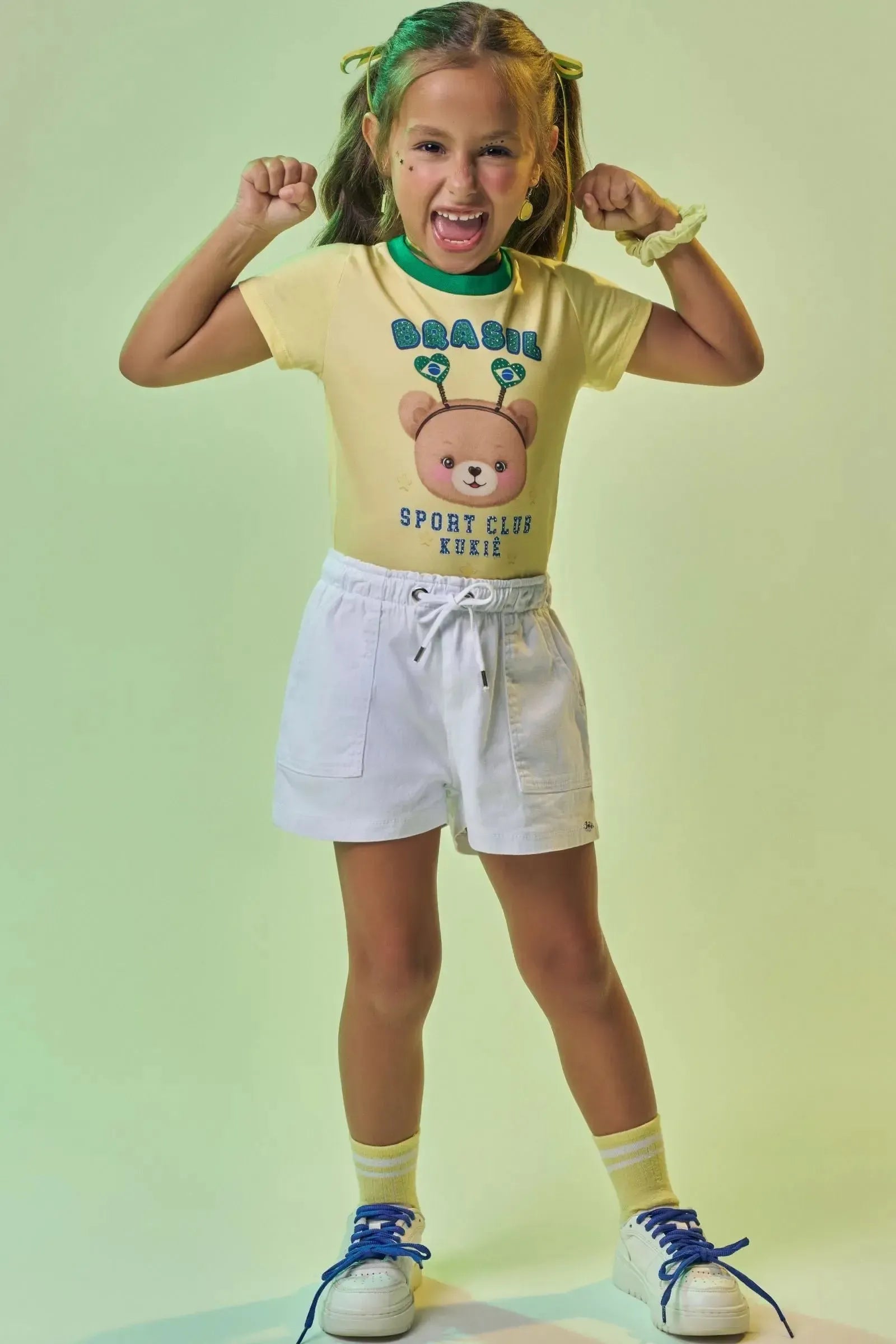 Blusa em Meia Malha Algodão Prime com Estampa de Ursinha Brilhosa. A Peça Perfeita Para Torcer com Muito Conforto Fofura e Estilo! 99745 Kukiê Infantil Menina