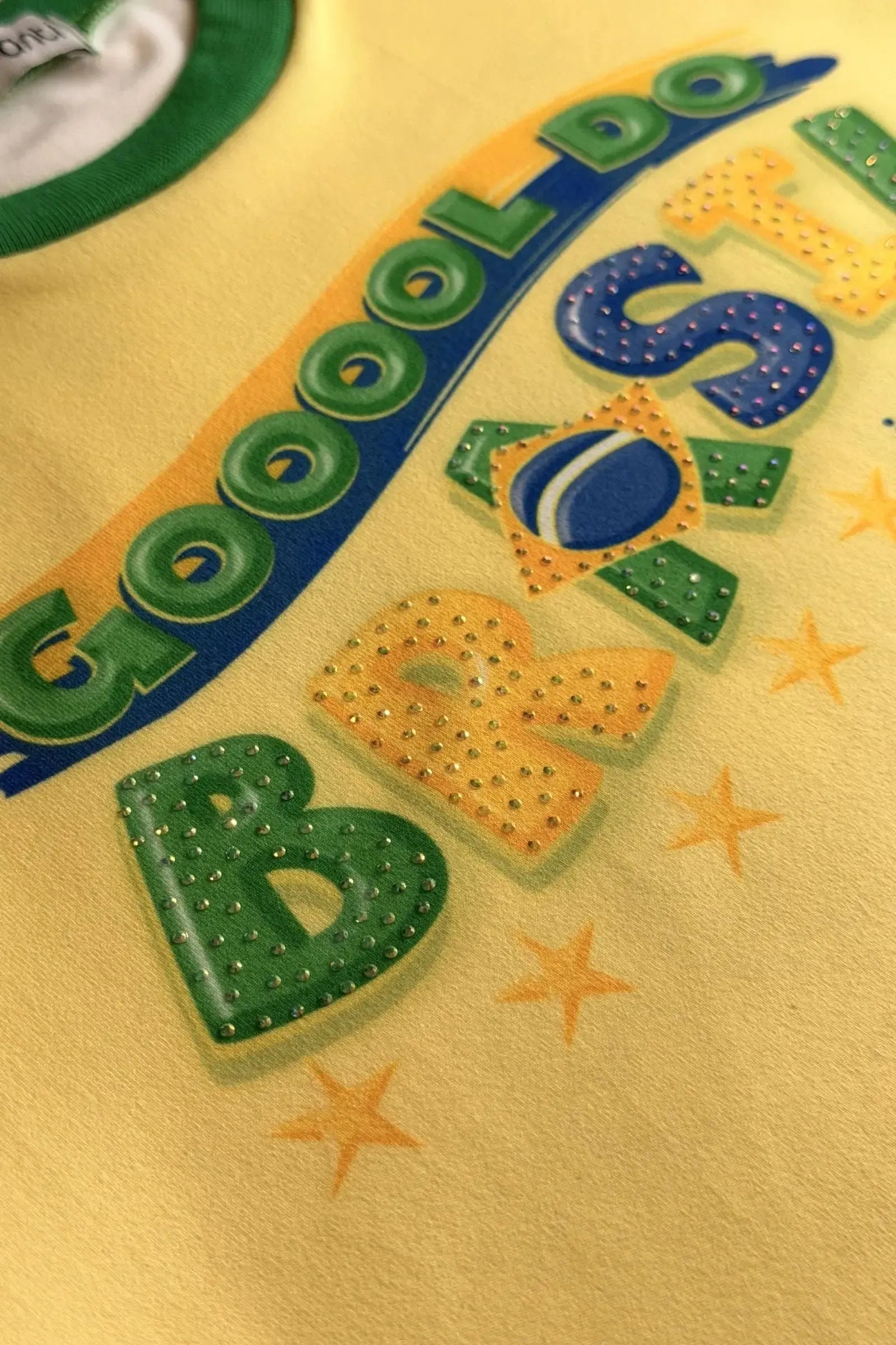 Blusa em Meia Malha Algodão Prime Conforto Para Comemorar Os Gols Do Brasil e Vestir a Camisa 10! Estampa com Strass Para Celebrar Cada Lance. 99743 Infanti Infantil Menina