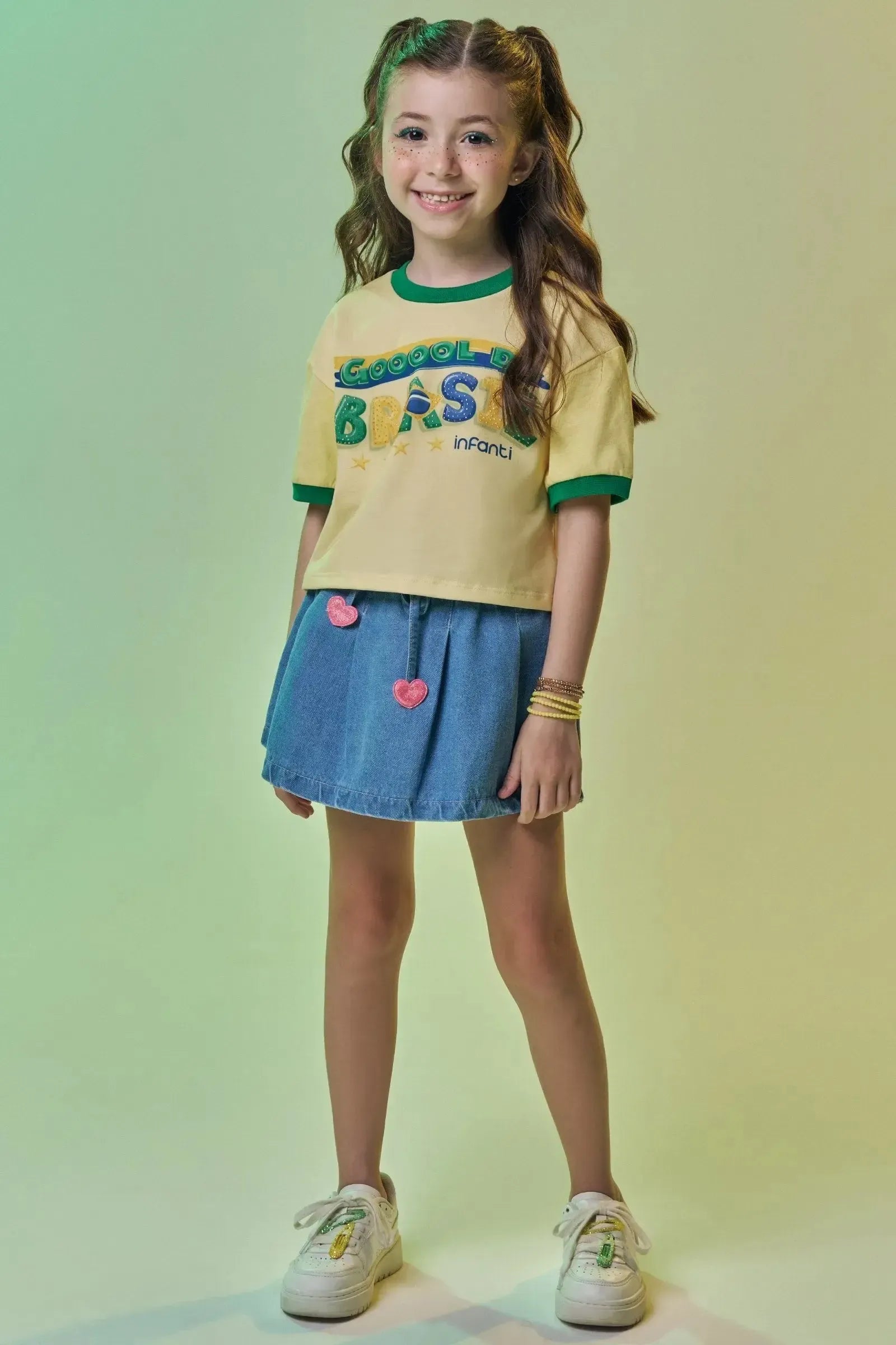 Blusa em Meia Malha Algodão Prime Conforto Para Comemorar Os Gols Do Brasil e Vestir a Camisa 10! Estampa com Strass Para Celebrar Cada Lance. 99743 Infanti Infantil Menina