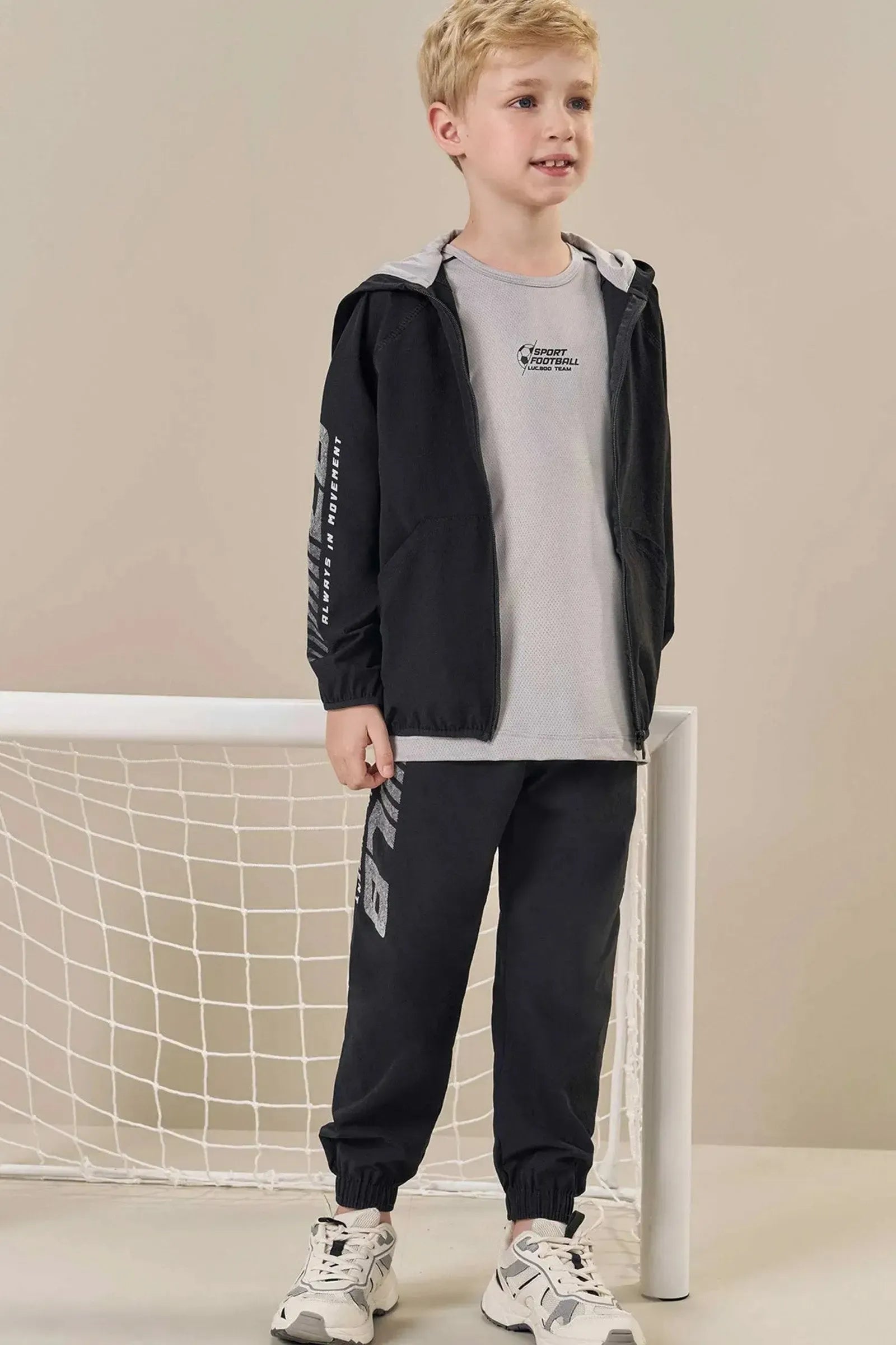 Calça Jogger em Nylon Ripstop com Elastano com Proteção UV50+ 83860 LucBoo Infantil Menino