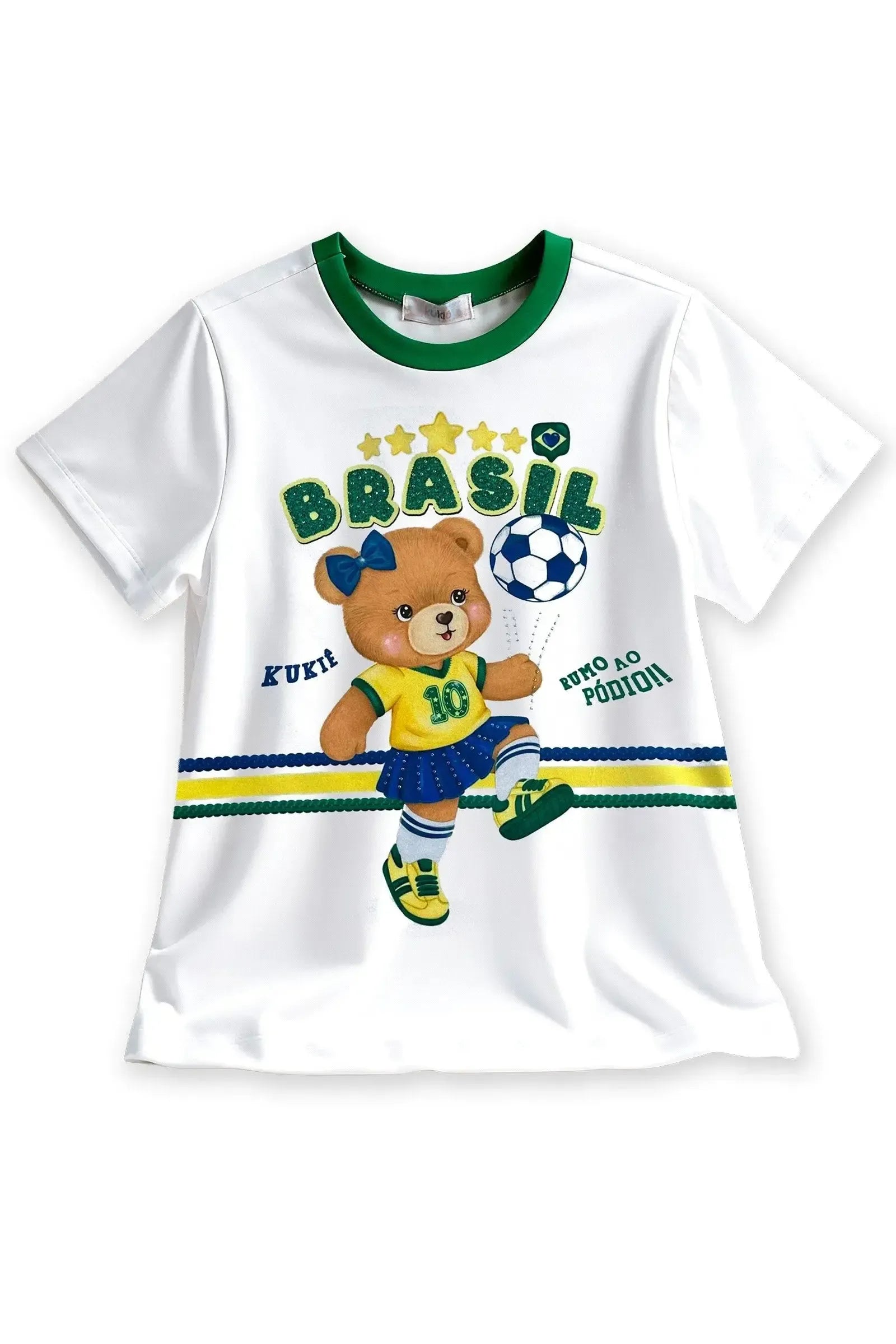Camiseta em Meia Malha Algodão Prime com Ursinha Jogadora Pronta Para Conquistar O Hexa Pelo Brasil. Une Fofura e Conforto Para Torcer com Alegria. 99740 Kukiê Infantil Menina