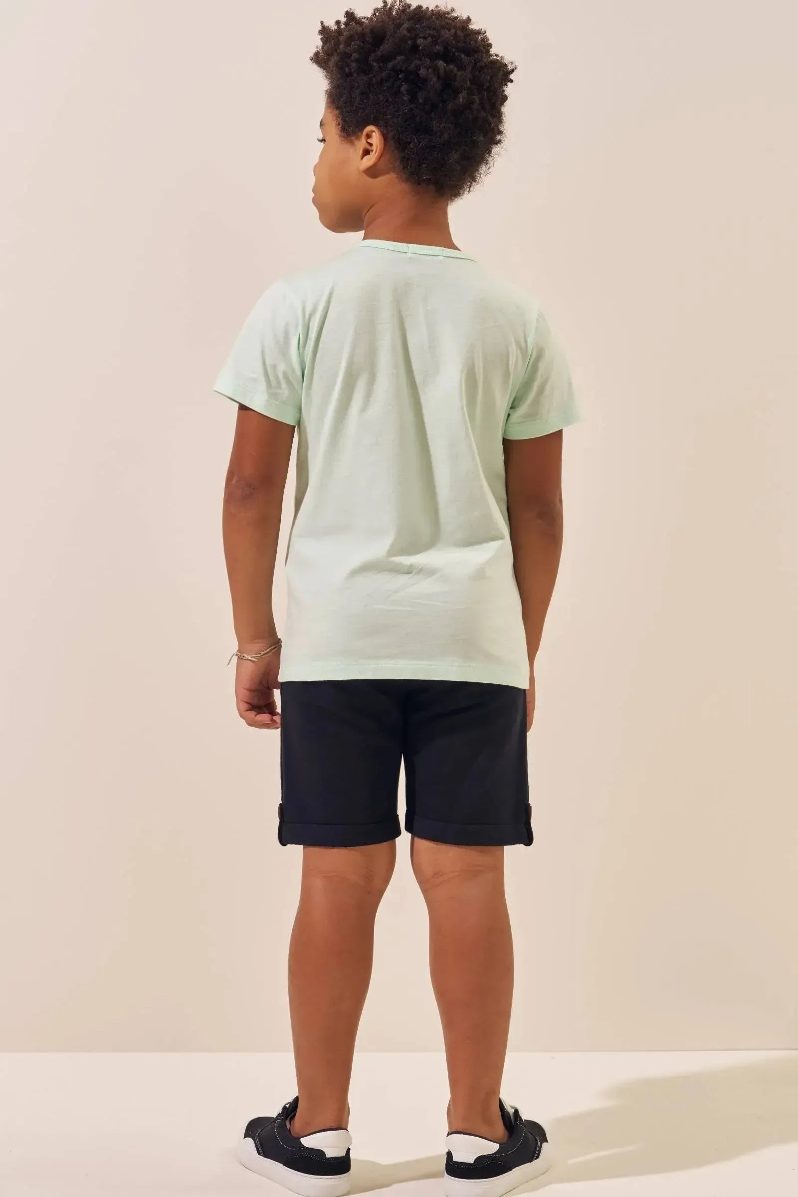 Conjnto de Camiseta em Meia Malha e Bermuda em Moletom sem Pelúcia 97292 LucBoo Infantil Menino