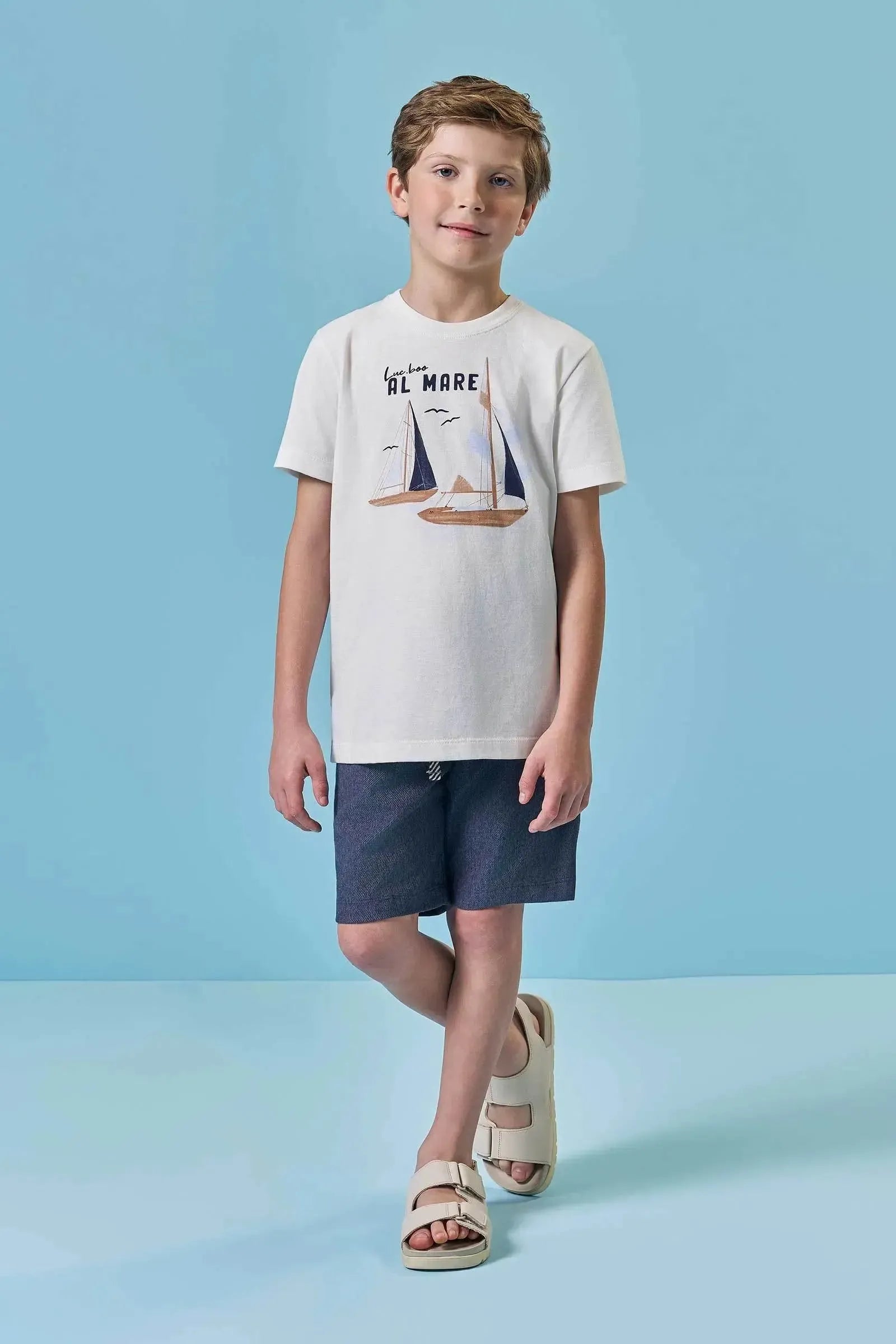 Conjunto Camiseta em Meia Malha e Bermuda em Cotton Jeans com Elastano 95436 LucBoo Infantil Menino