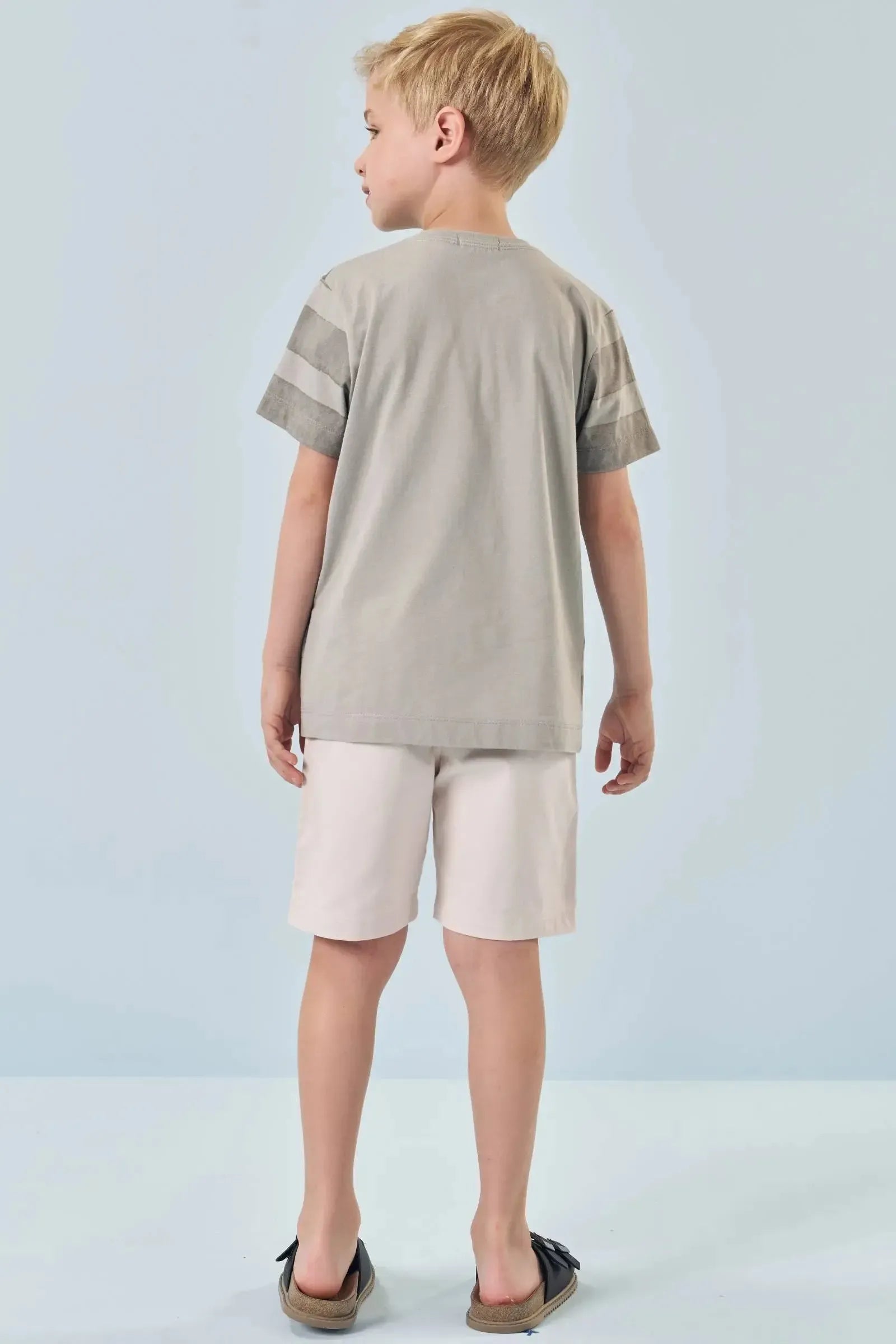 Conjunto Camiseta em Meia Malha e Bermuda em Sarja Caribe com Elastano 83597 LucBoo Infantil Menino