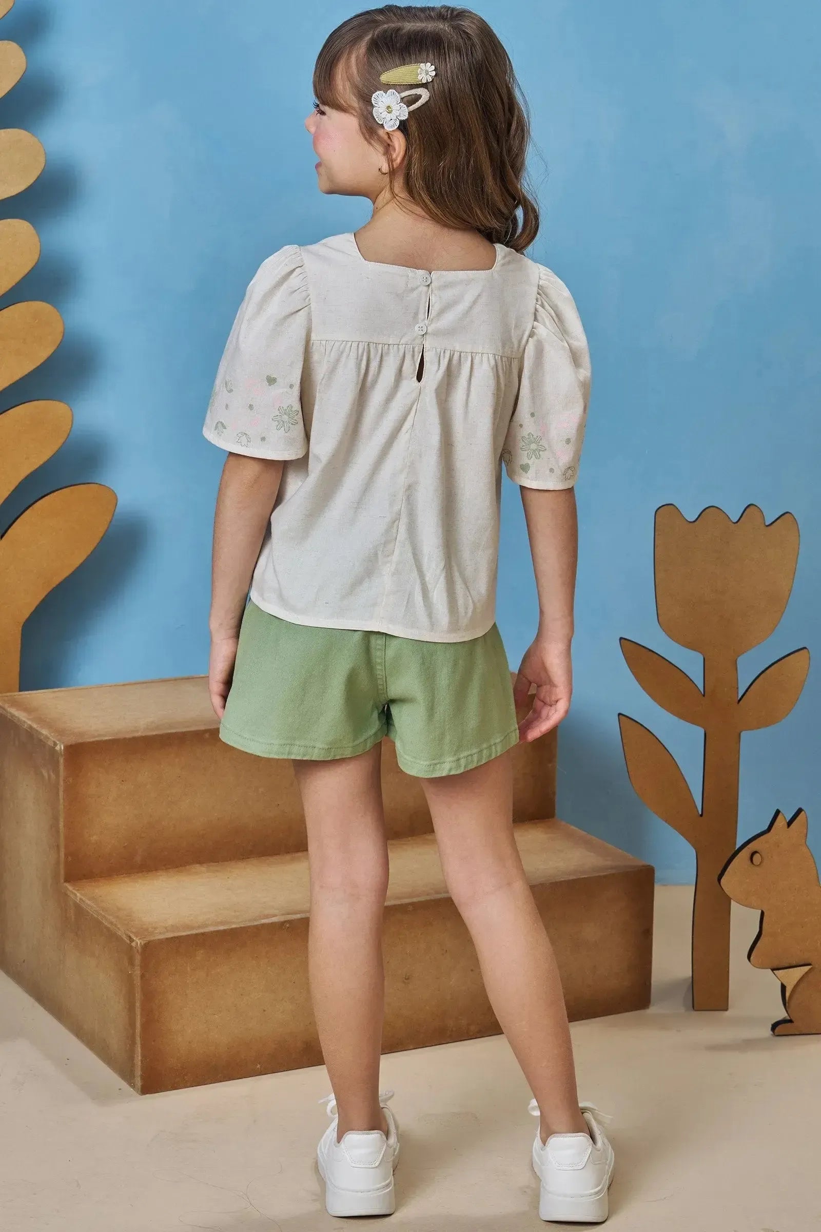 Conjunto de Bata em Linho Deluxe e Shorts em Sarja com Elastano 93559 Infanti Infantil Menina