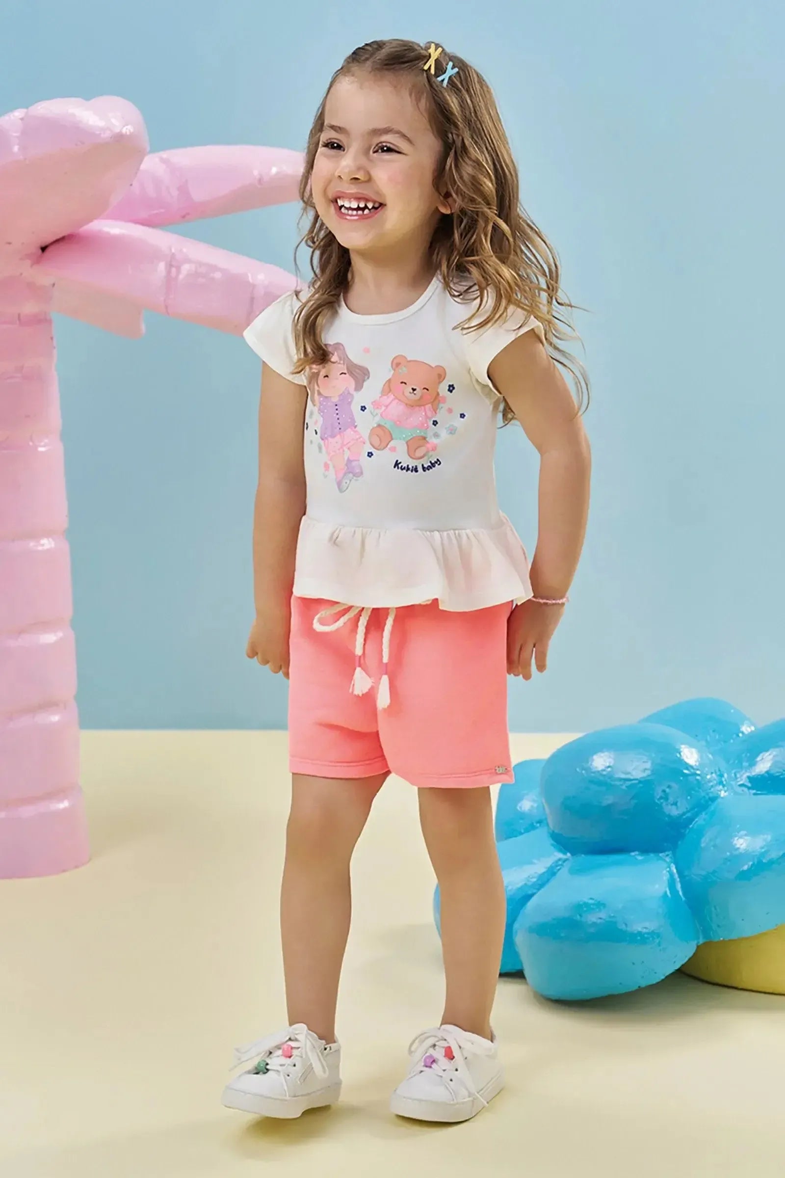Conjunto de Bata em Meia Malha e Shorts em Moletom 95228 Kukiê Infantil Menina