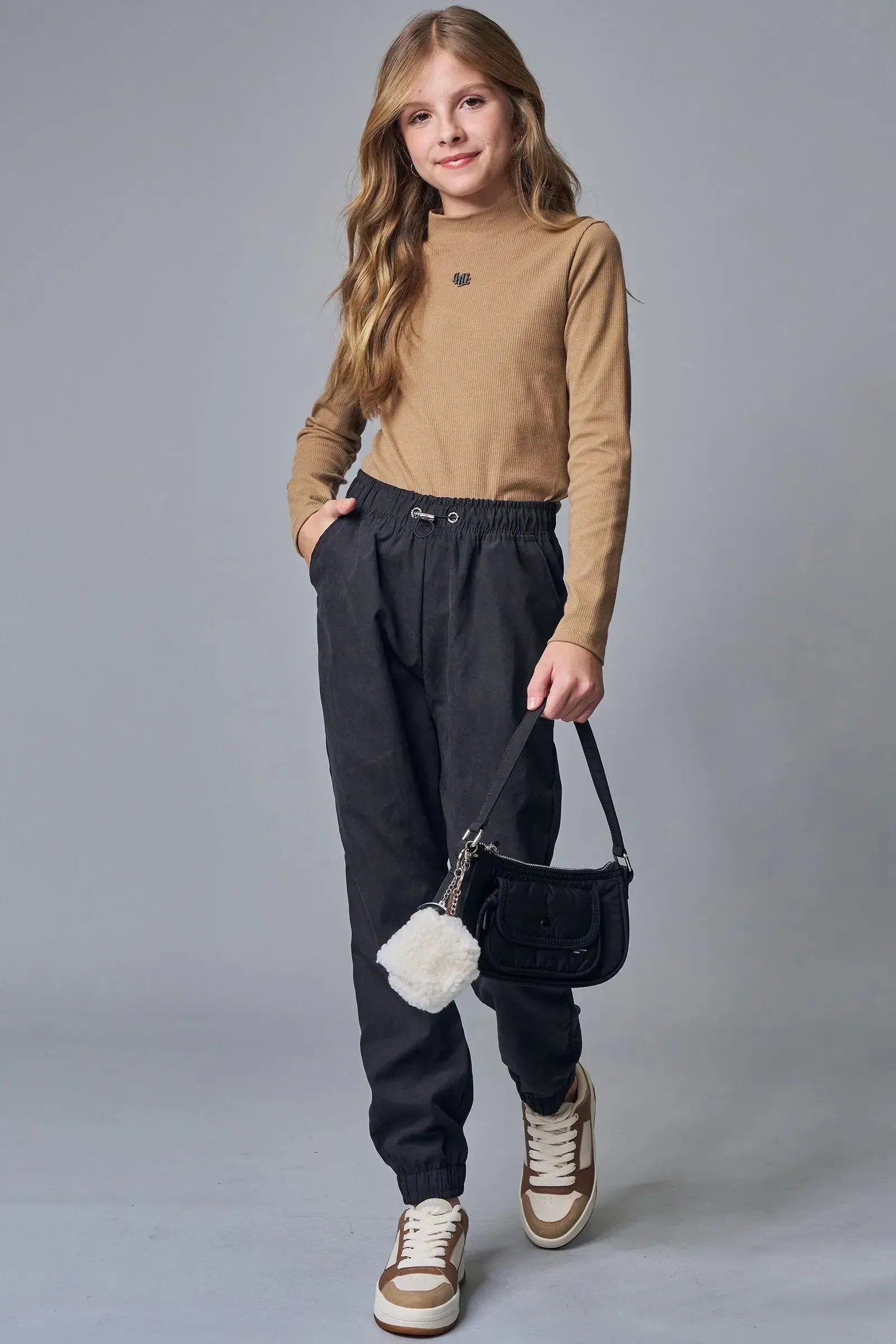Conjunto de Blusa Boxy em Canelado Liz e Calça Jogger em Nylon Taslon 91809 Lilimoon Teen Menina