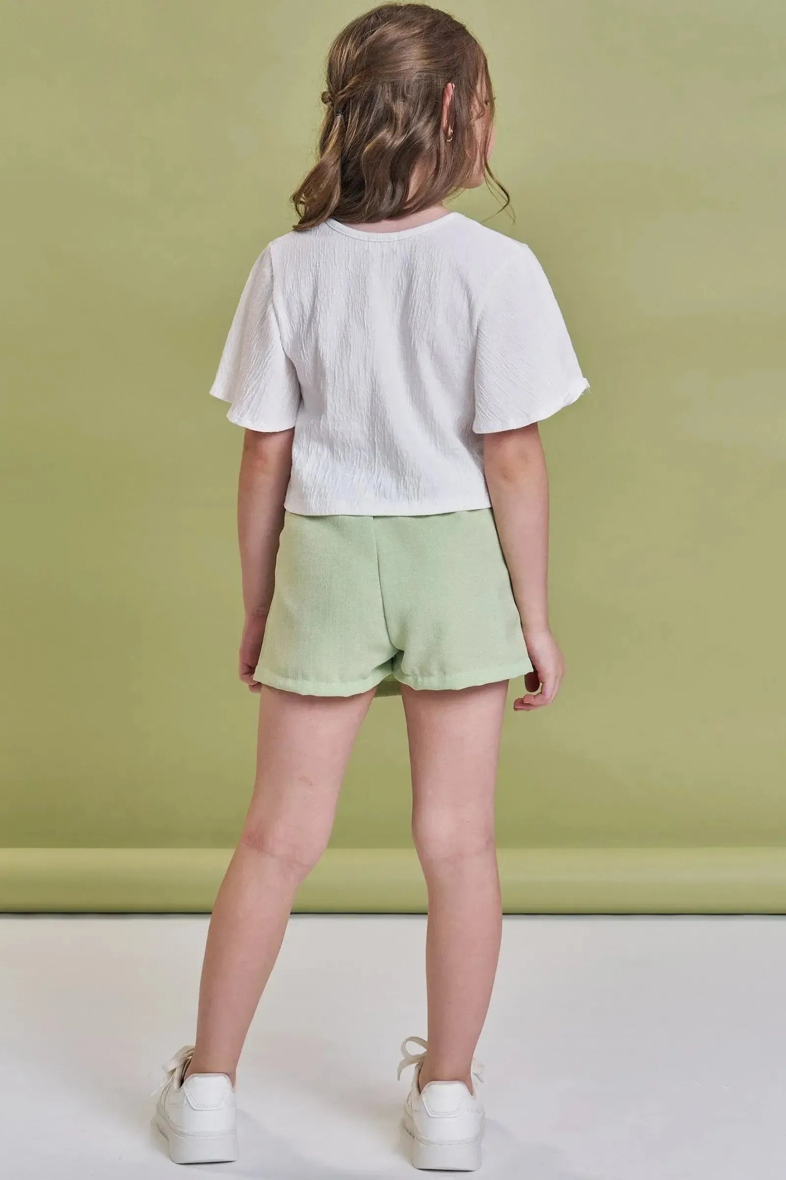 Conjunto de Blusa Boxy em Malha Wave e Short Saia em Tecido Texturizado 93014 Kukiê Infantil Menina