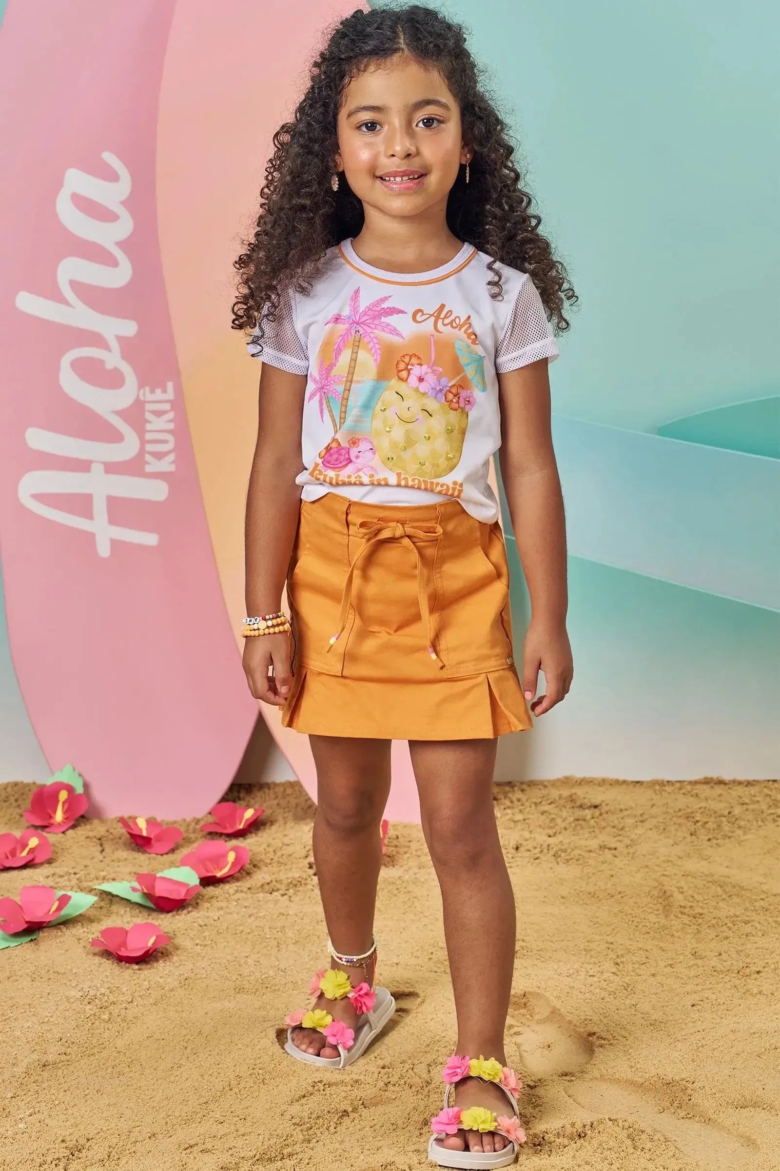 Conjunto de Blusa Boxy em Meia Malha e Tela Fashion e Short Saia em Sarja com Elastano 83948 Kukiê Infantil Menina