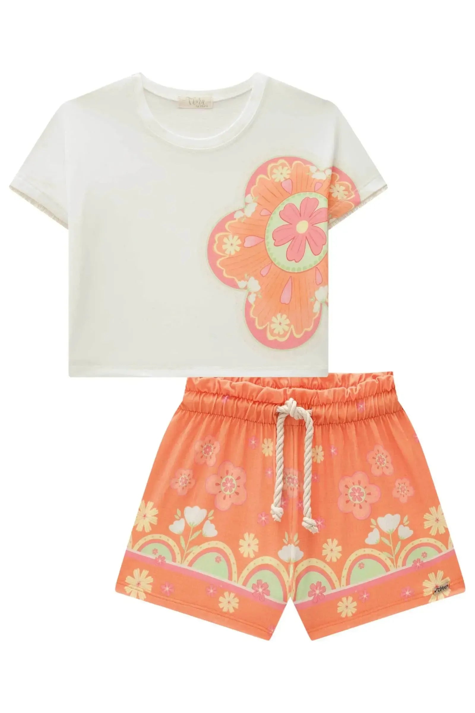 Conjunto de Blusa Boxy Over em Meia Malha com Shorts em Malha Power 82933 Infanti Infantil Menina