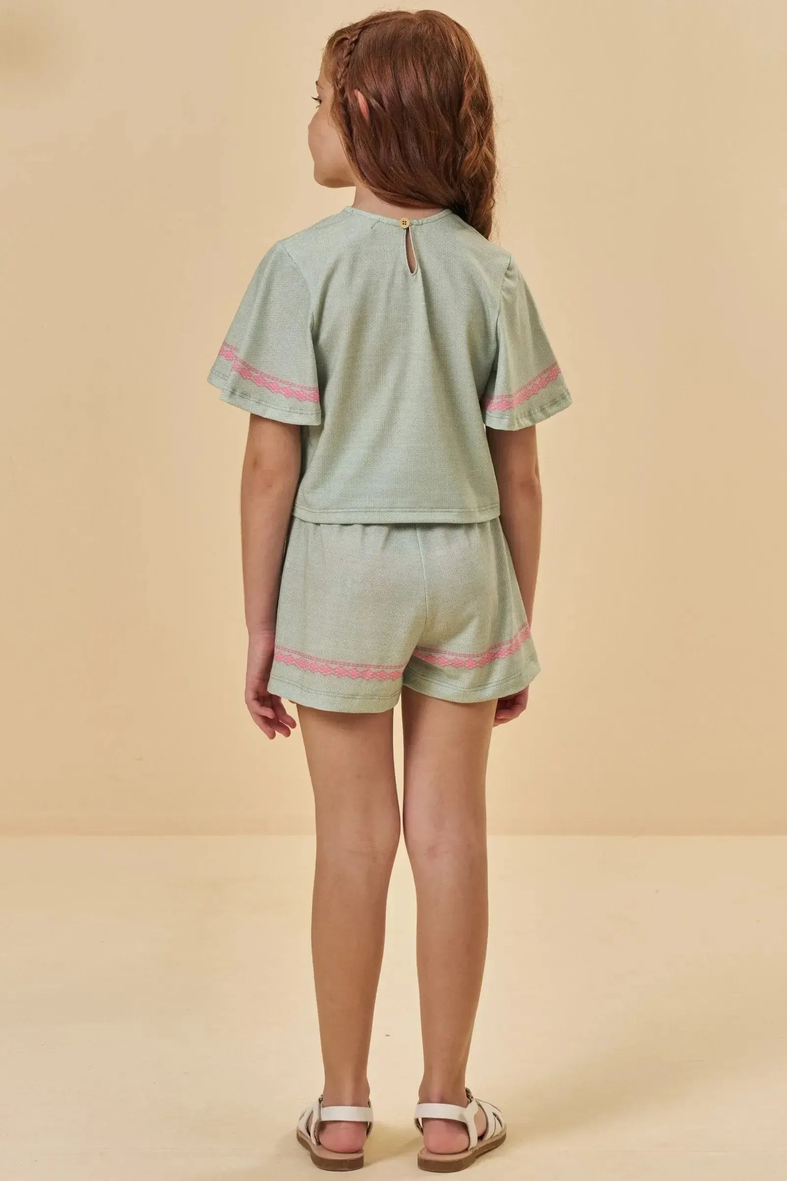 Conjunto de Blusa e Shorts em Malha Fresh 95020 Kukiê Infantil Menina