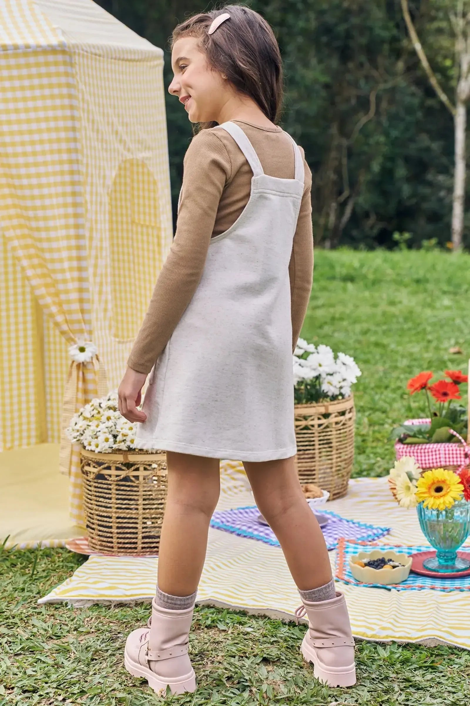 Conjunto de Blusa em Canelado e Salopete em Moletom Linho sem Pelúcia 89904 Kukiê Infantil Menina