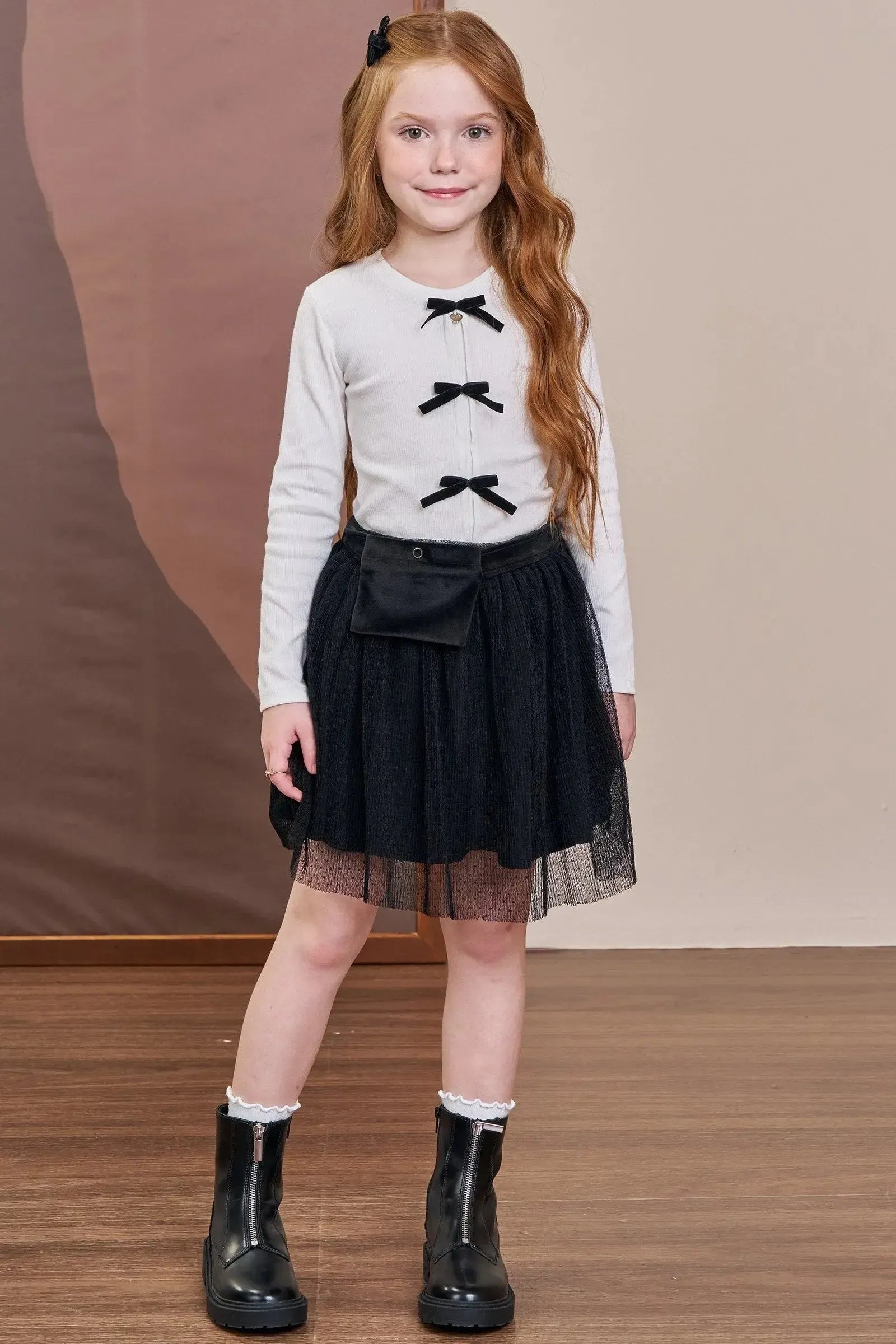 Conjunto de Blusa em Canelado Liz e Saia em Tule Plissado Poá. Com Shorts Embutido 91923 Infanti Infantil Menina